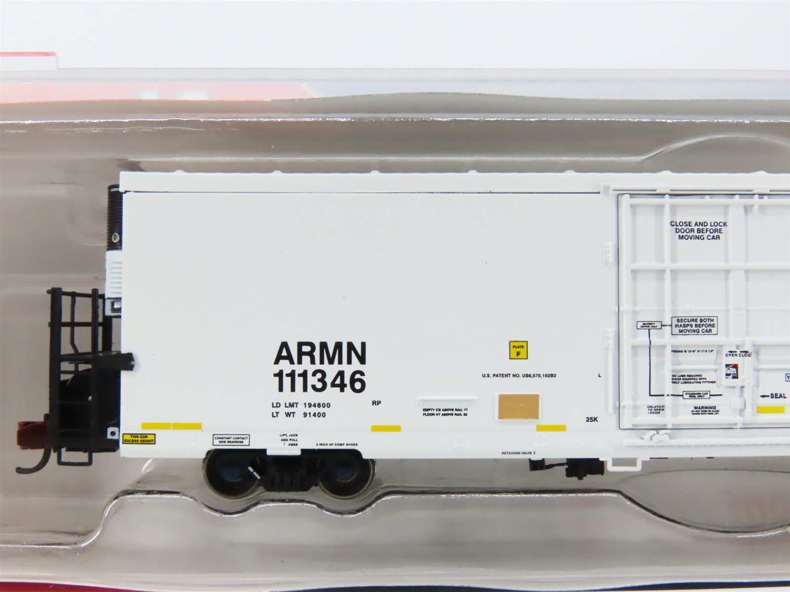 N Scale BLMA Models 15017 ARMN Union Pacific Trinity 64' Modern Reefer #111346