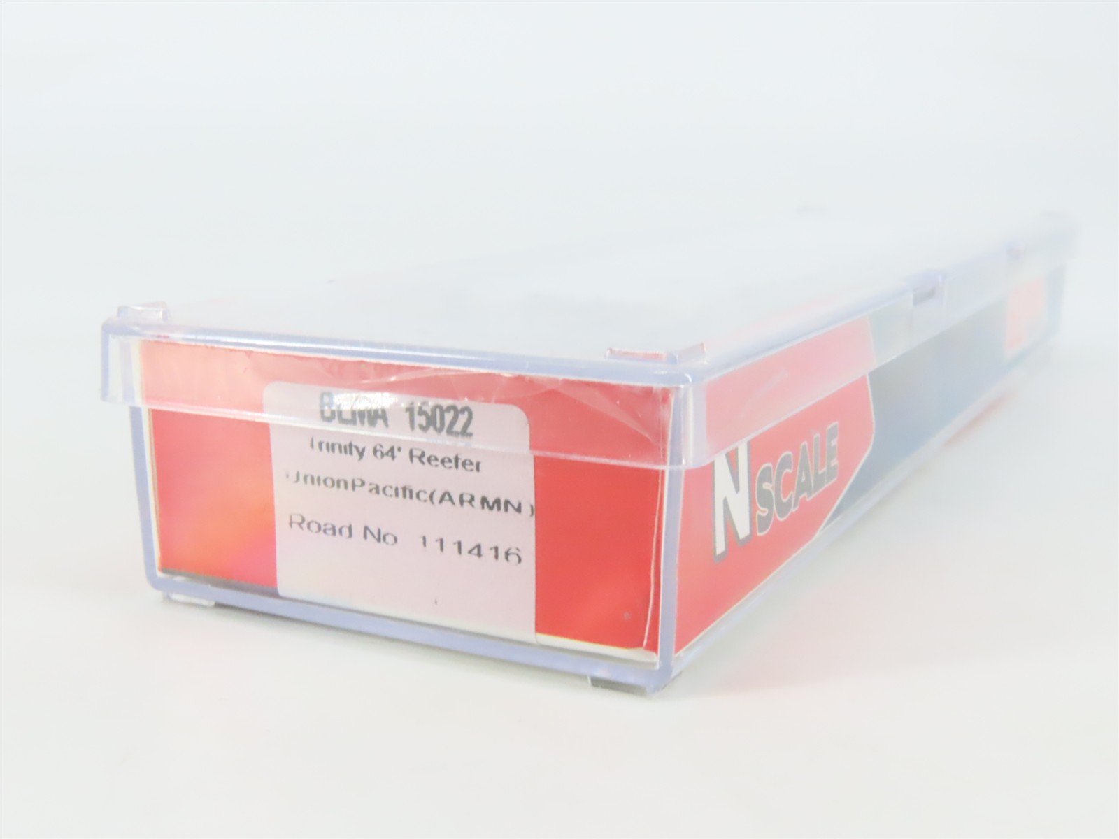 N Scale BLMA Models 15022 ARMN Union Pacific Trinity 64' Modern Reefer #111416