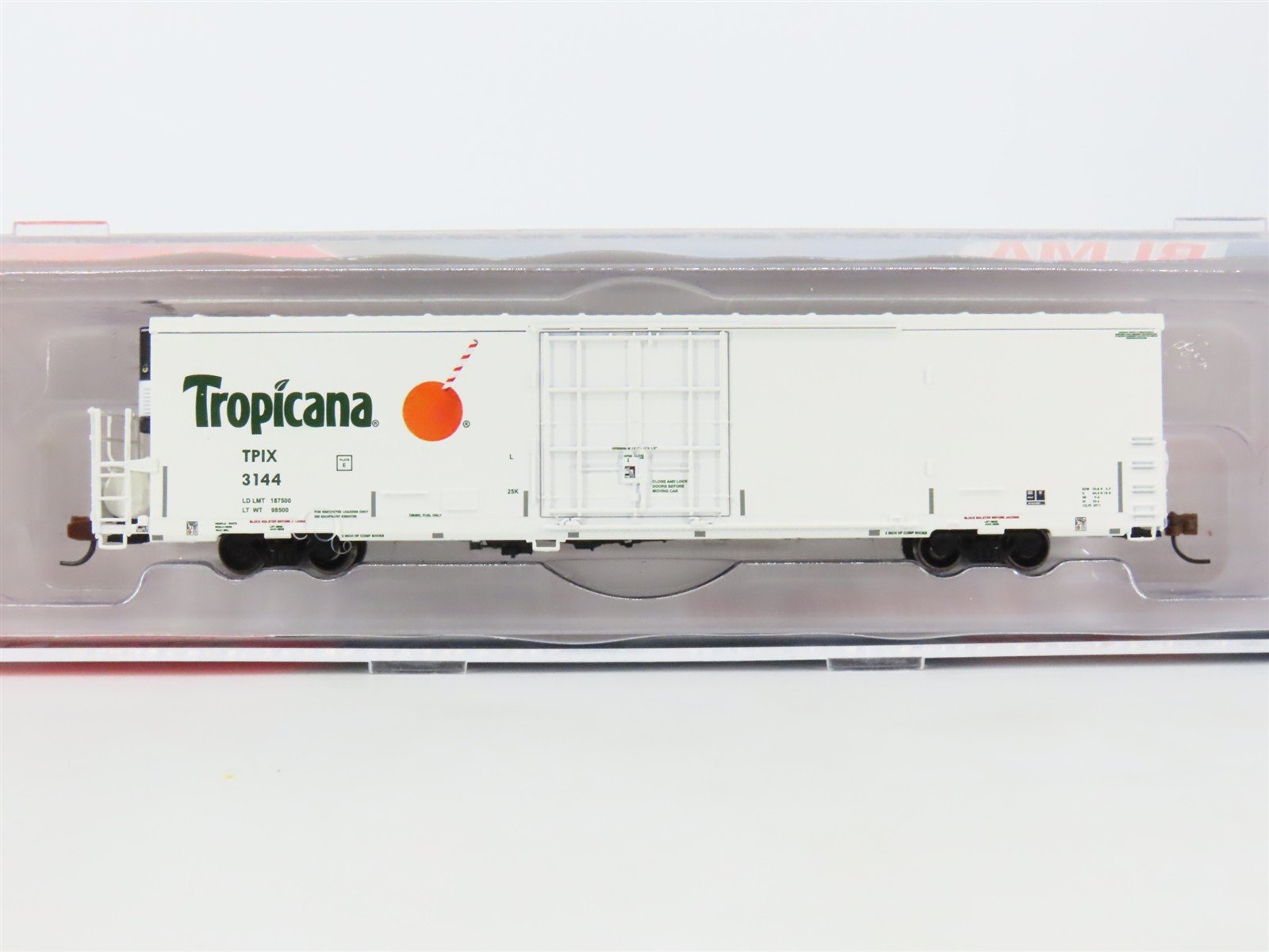 N Scale BLMA Models 15733 TPIX Tropicana Trinity 64' Modern Reefer #3144