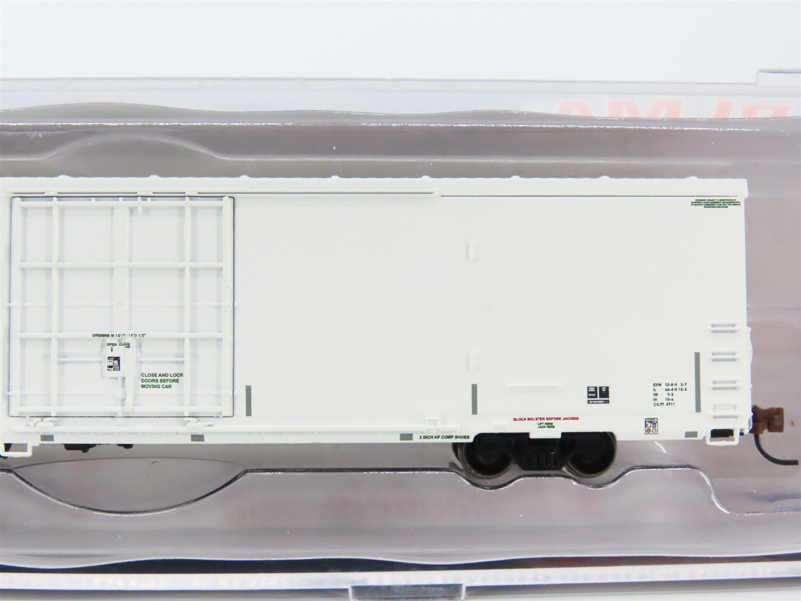 N Scale BLMA Models 15733 TPIX Tropicana Trinity 64' Modern Reefer #3144