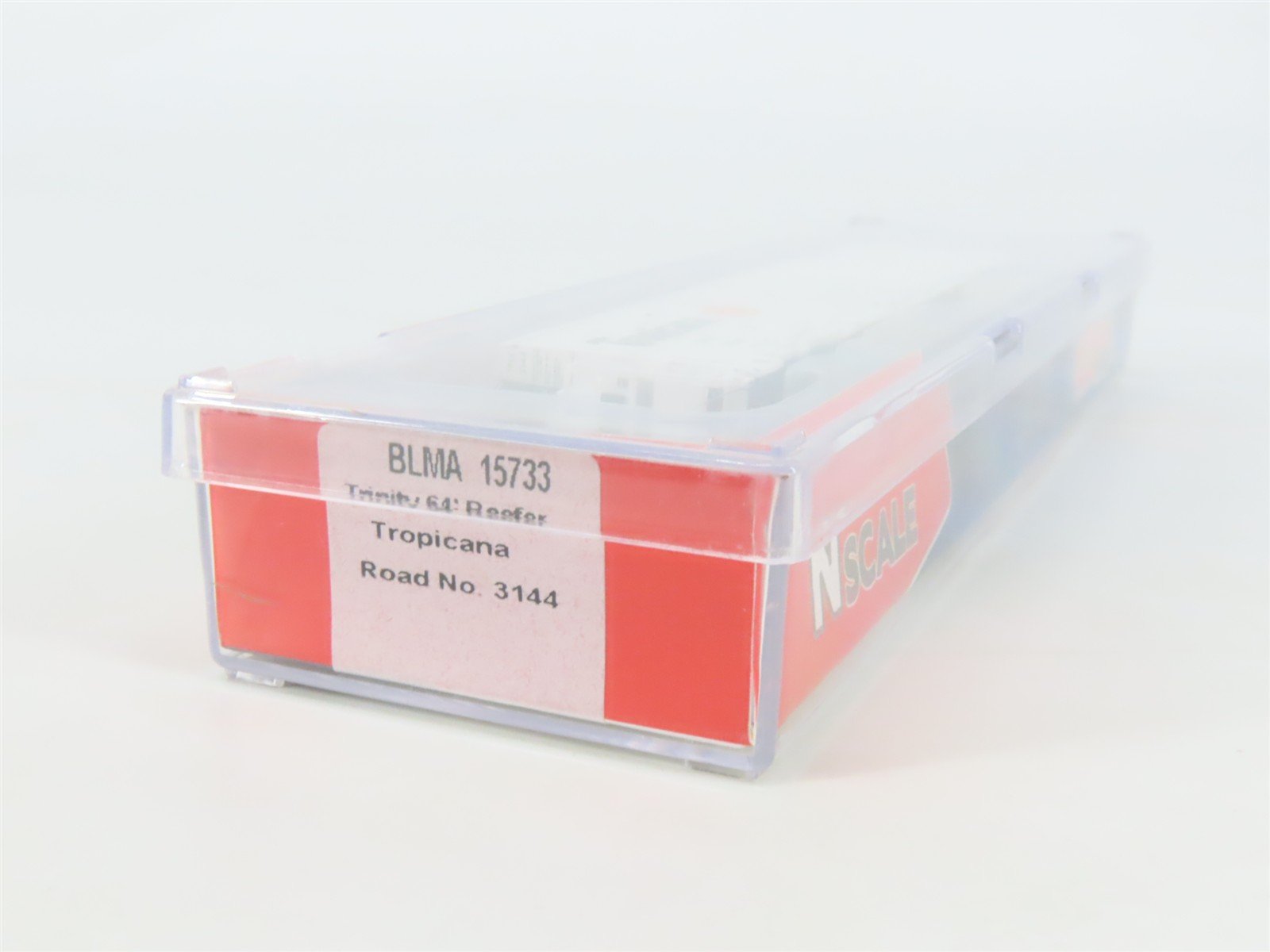 N Scale BLMA Models 15733 TPIX Tropicana Trinity 64' Modern Reefer #3144