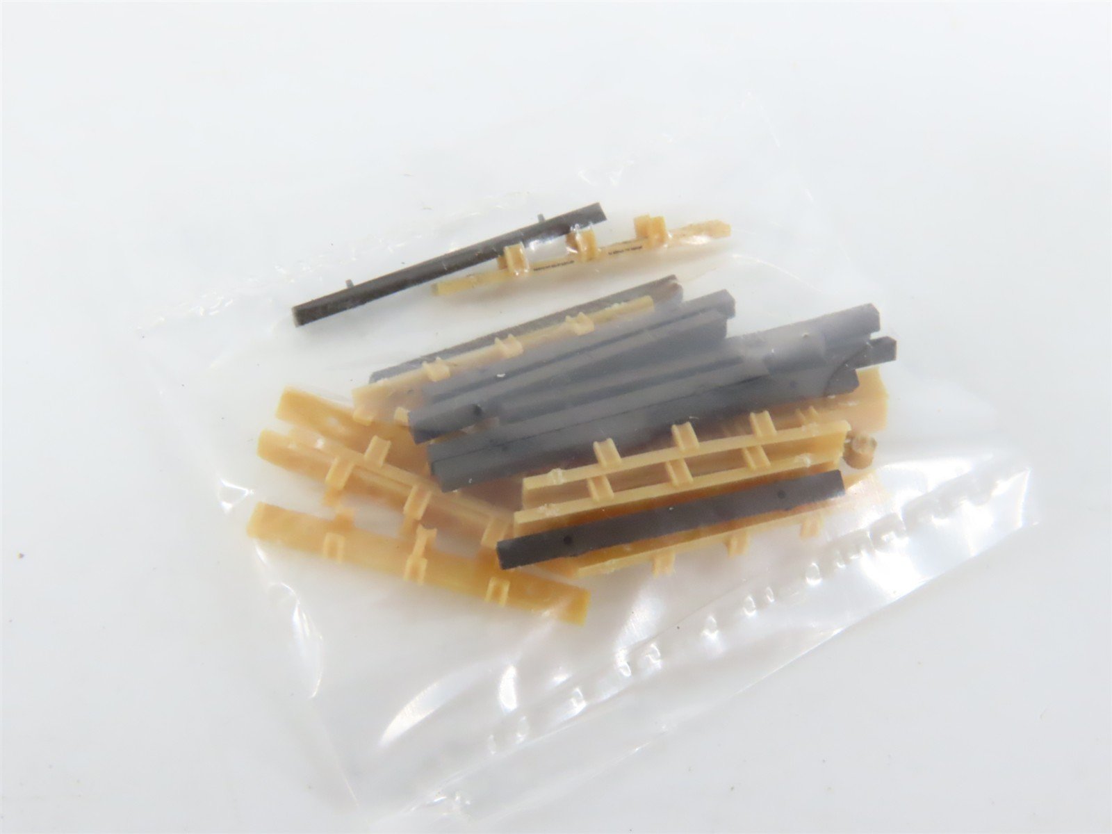 N Scale BLMA Models 13037 JTTX TTX ACF F89-J 89' Flat Car #601271