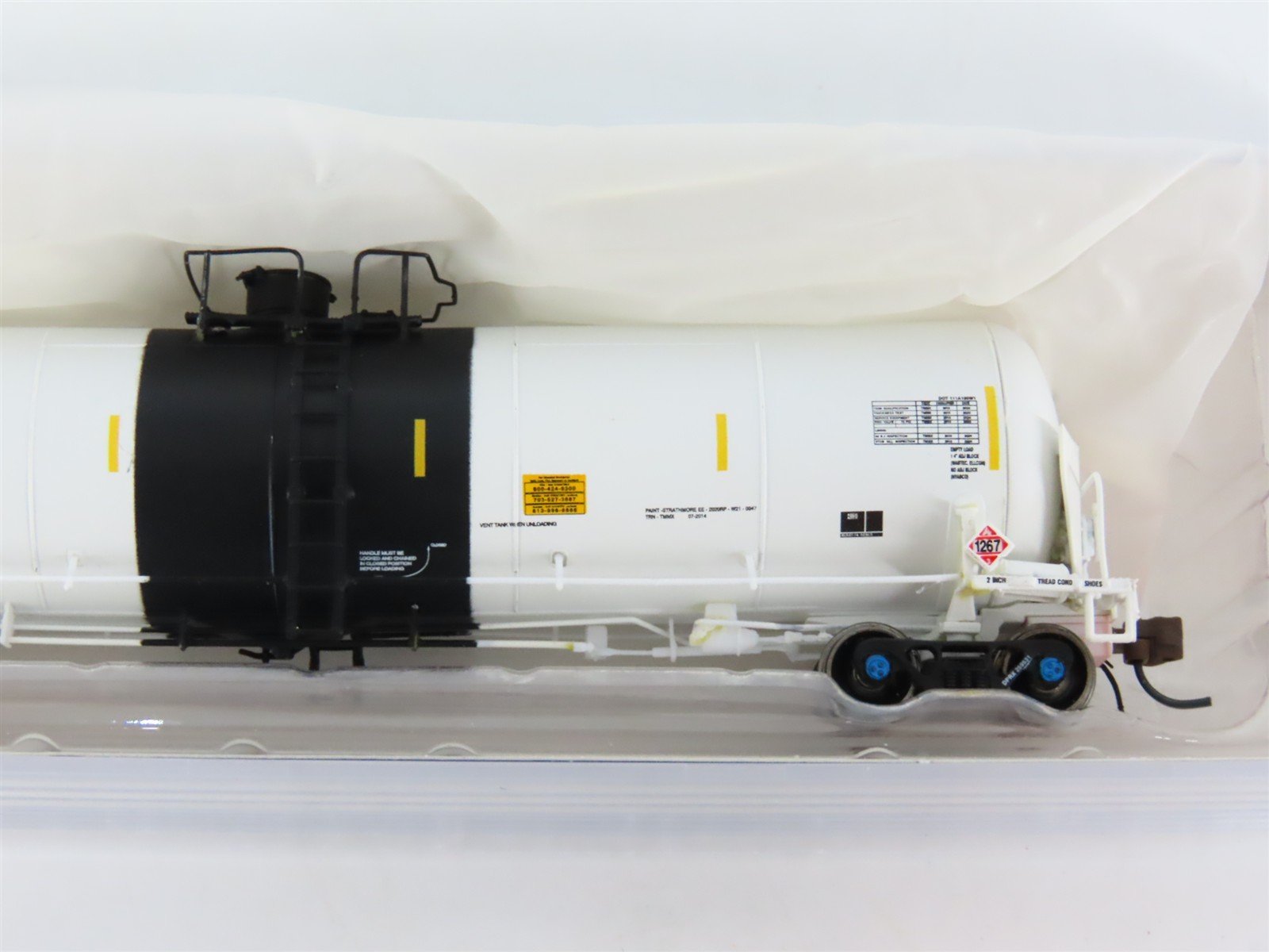 N Scale BLMA Models 20036 DPRX TrinityRail 31K Crude Oil Tank Car #259531