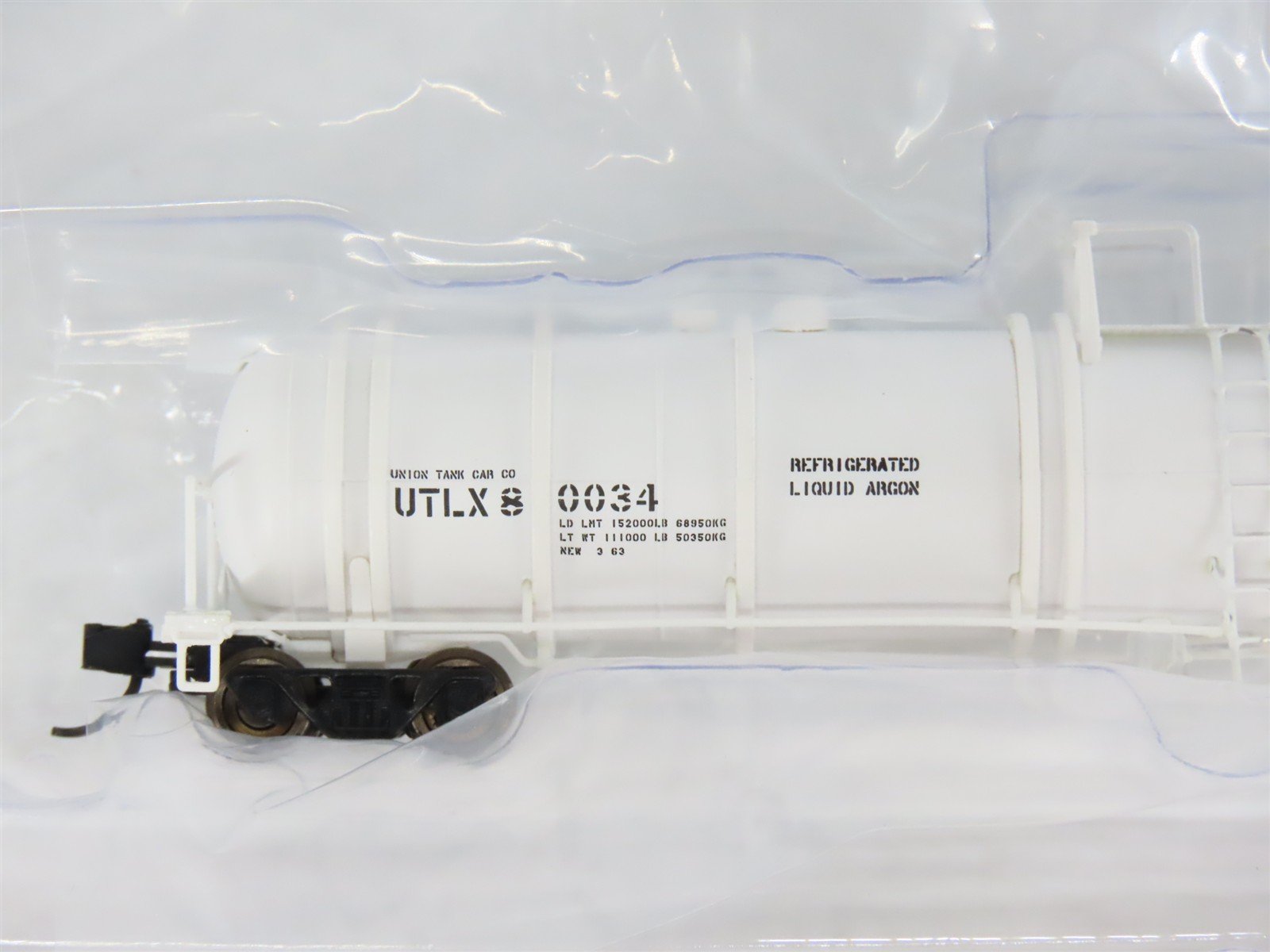 N Scale Broadway Limited Imports BLI 3731 UTLX Linde Cryogenic Tank Car #80034