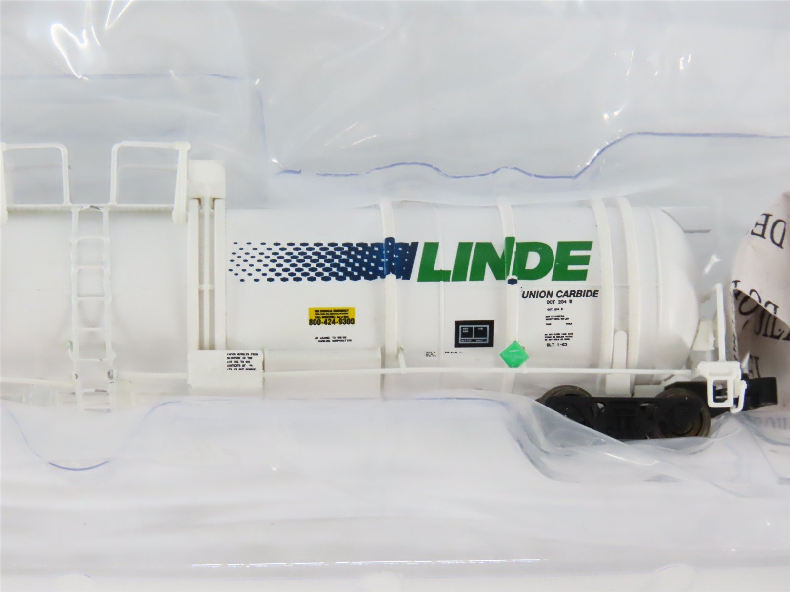 N Scale Broadway Limited Imports BLI 3731 UTLX Linde Cryogenic Tank Car #80034