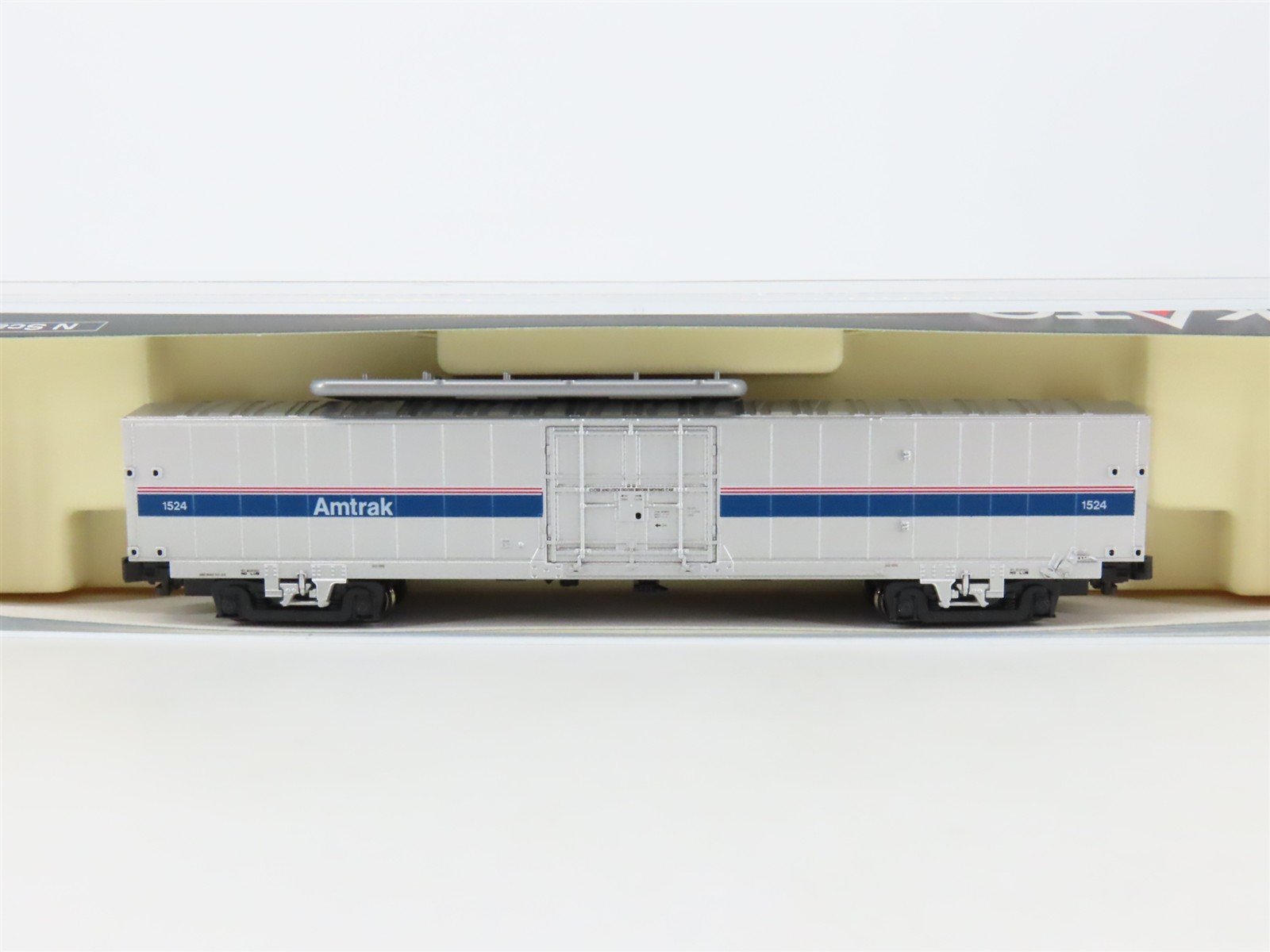 N Scale KATO 106-3503 AMTK Amtrak Phase III Material Handling Car #1524
