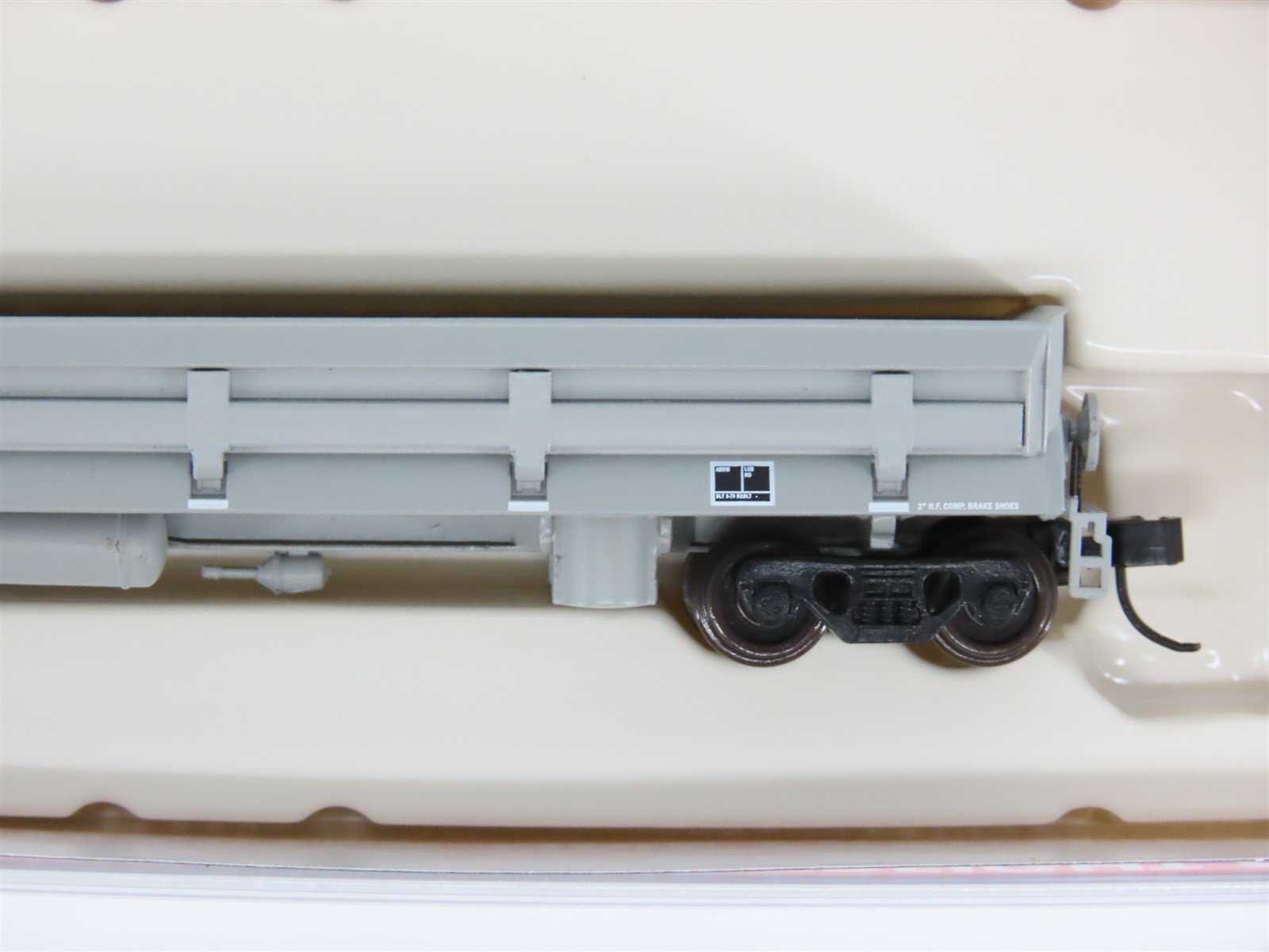 N Scale Atlas Master Line 50004568 HLMX Helm Leasing DIFCO Dump Car #999034