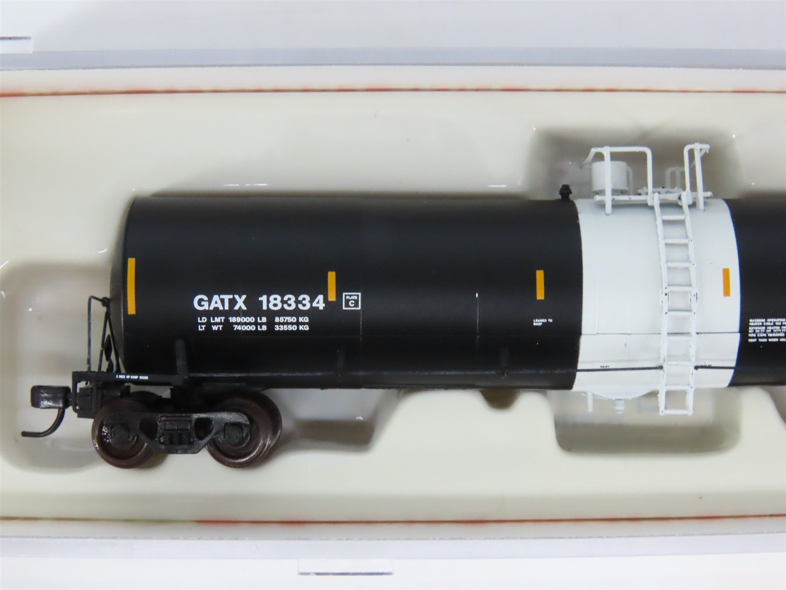 N Scale Atlas Master Line 50002751 GATX Trinity 25,500 Gallon Tank Car #18334