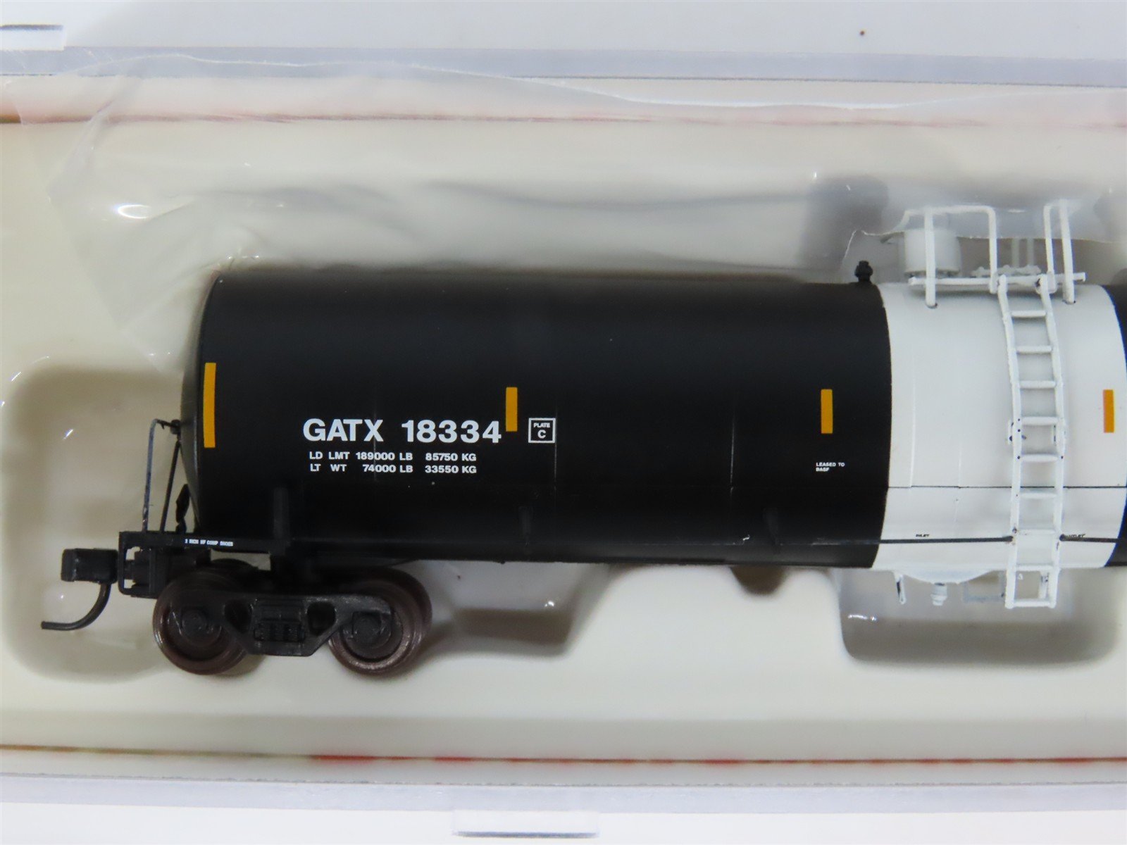N Scale Atlas Master Line 50002751 GATX Trinity 25,500 Gallon Tank Car #18334