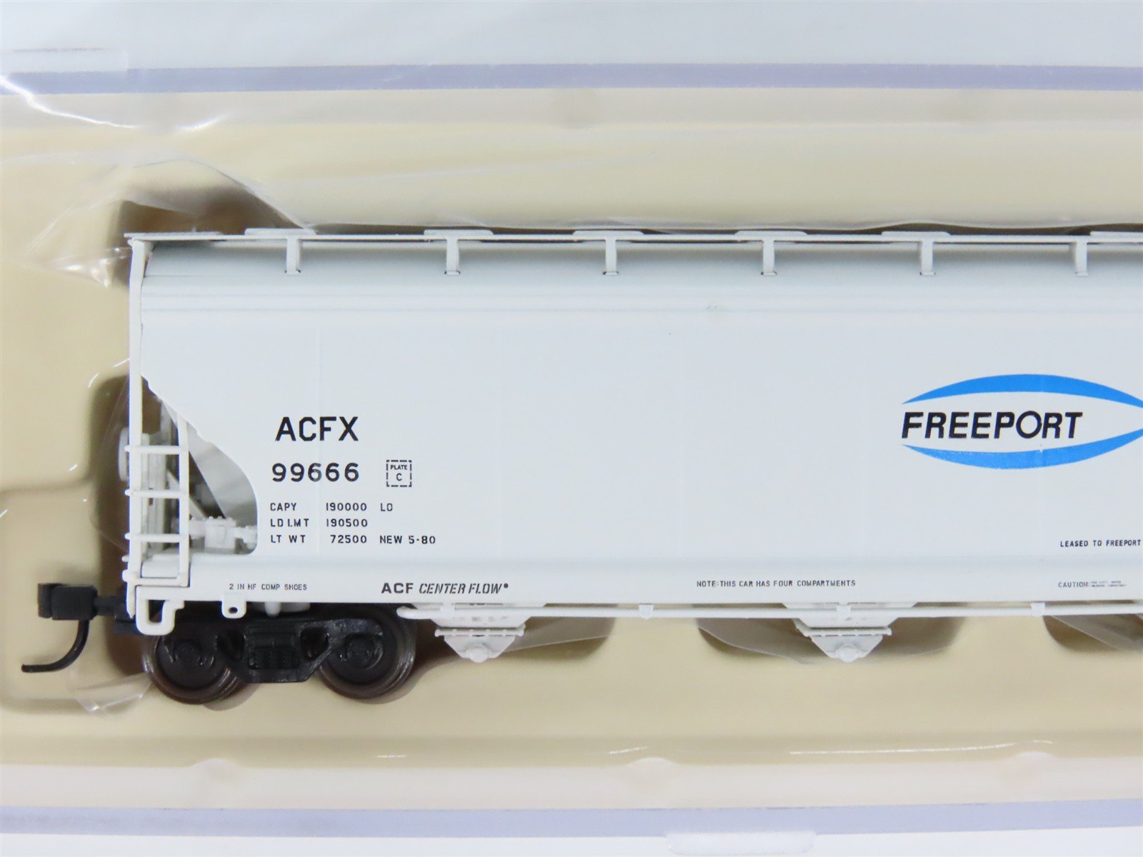 N Atlas 50000207 ACFX ACF 5701 Plastics Freeport 4-Bay Covered Hopper #99666