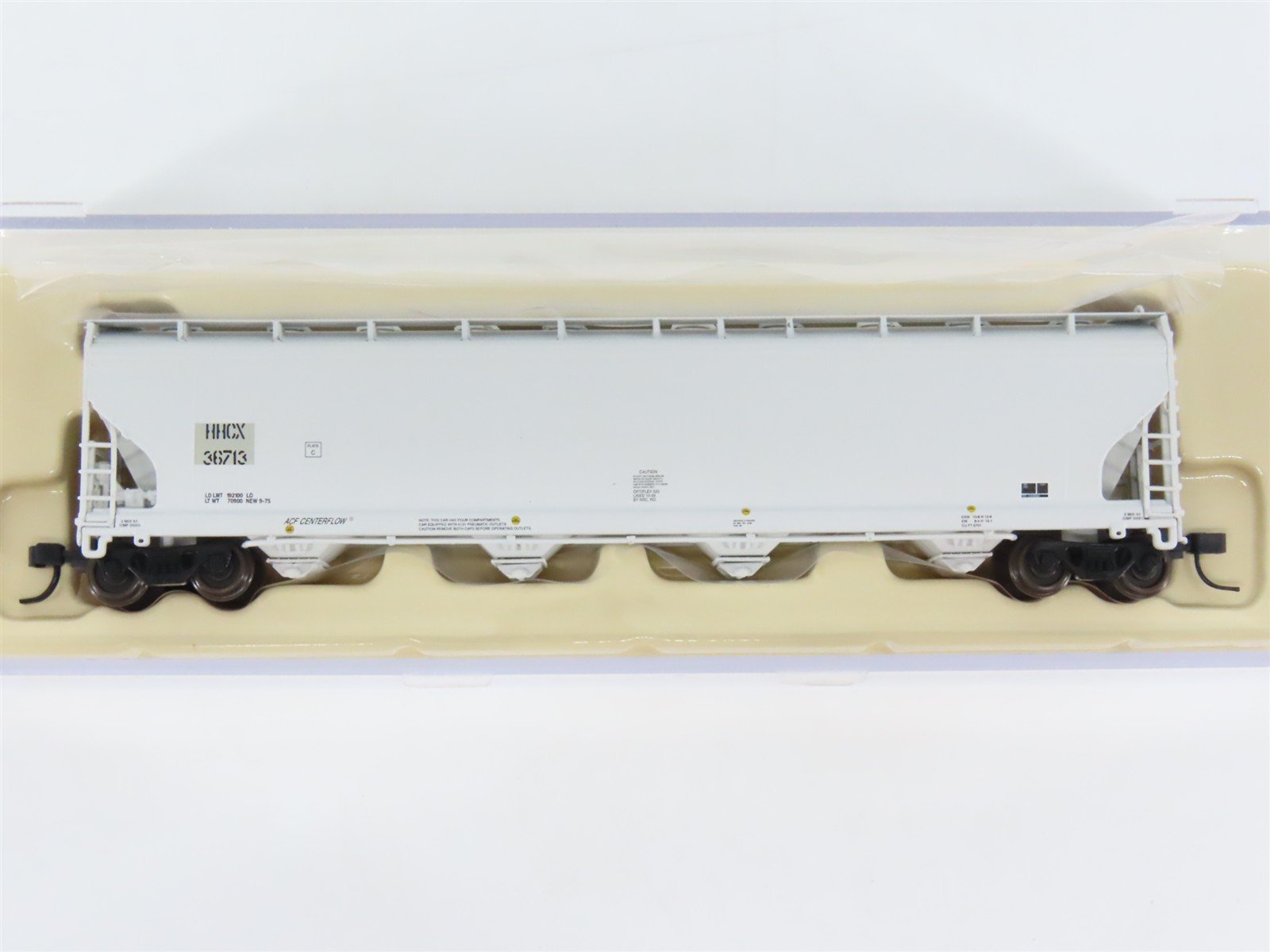 N Atlas 50000212 HHCX Huntsman ACF 5701 Plastics 4-Bay Covered Hopper #36713