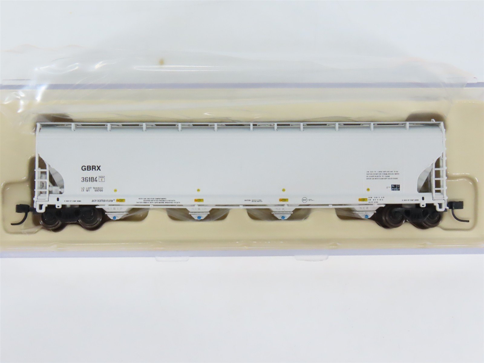 N Scale Atlas 50000210 GBRX Greenbrier ACF 5701 4-Bay Covered Hopper #36104