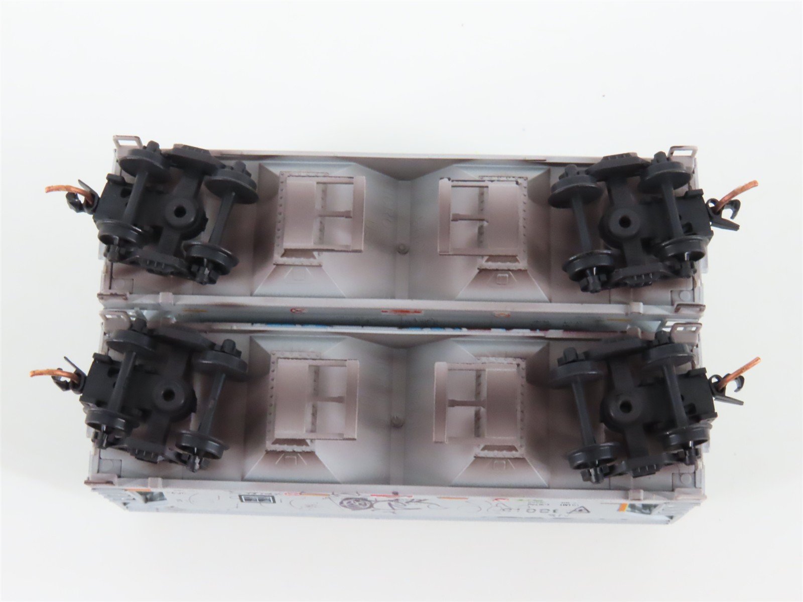 N Scale Micro-Trains MTL 09244460 NS Graffiti 2-Bay Hopper 2-Car Runner Pack