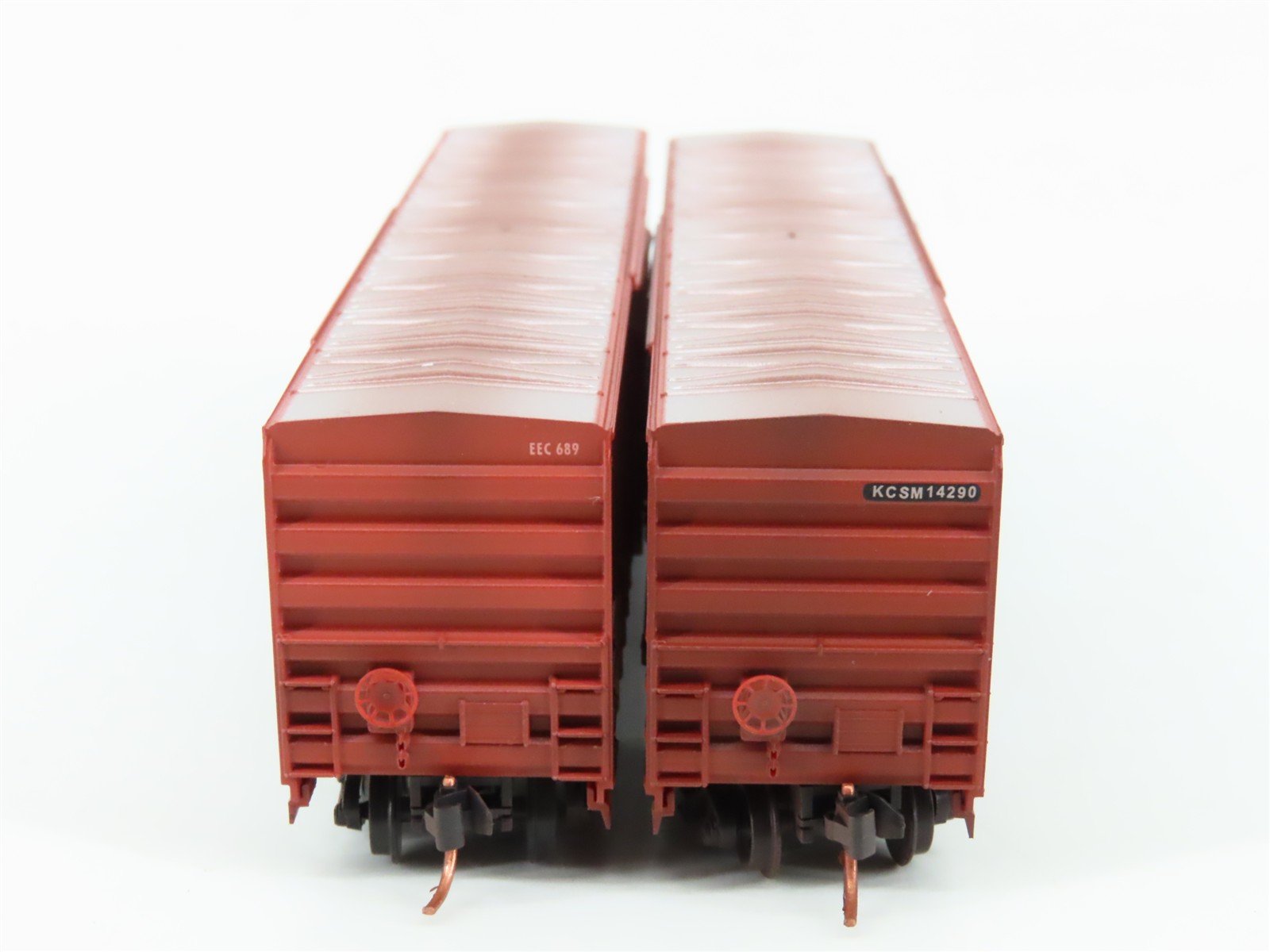 N Micro-Trains MTL 99305470 Day of the Dead Graffiti Boxcar 2-Car Runner Pack