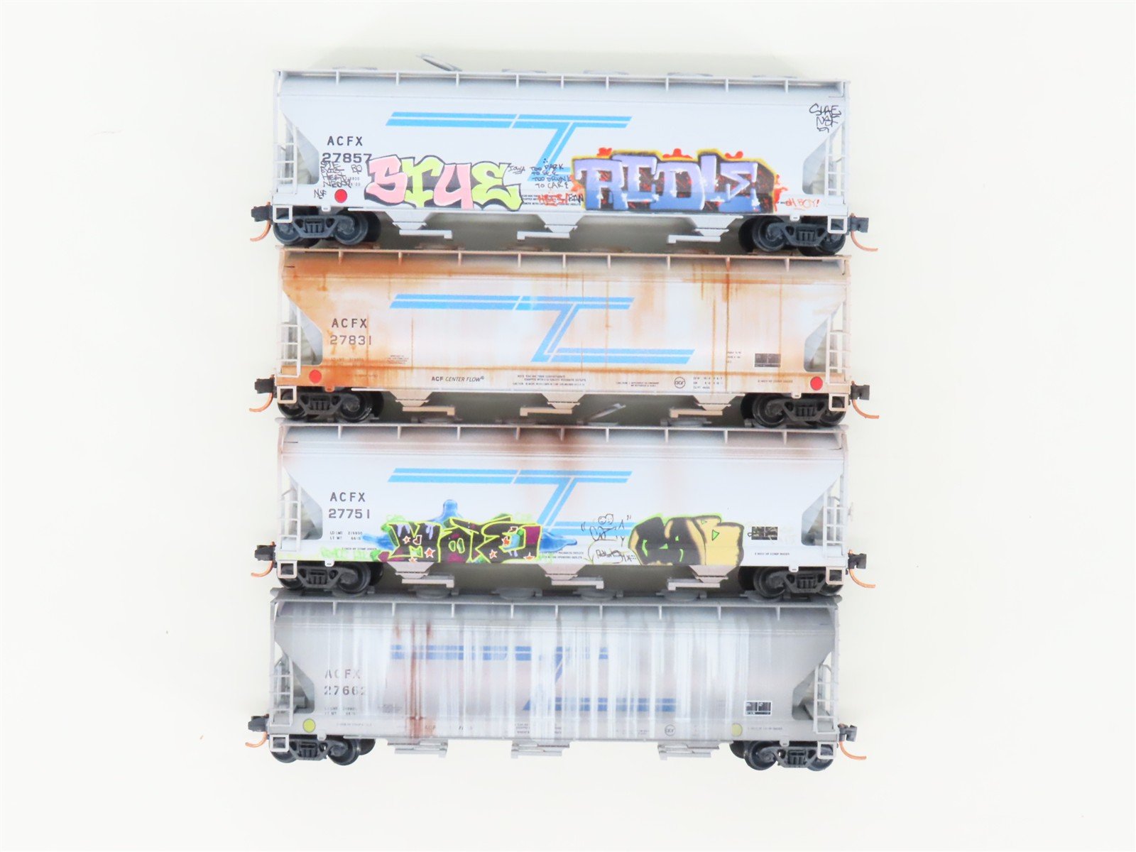 N Micro-Trains MTL 99305290 ACFX Weathered 3-Bay Hopper 4-Car Runner Pack