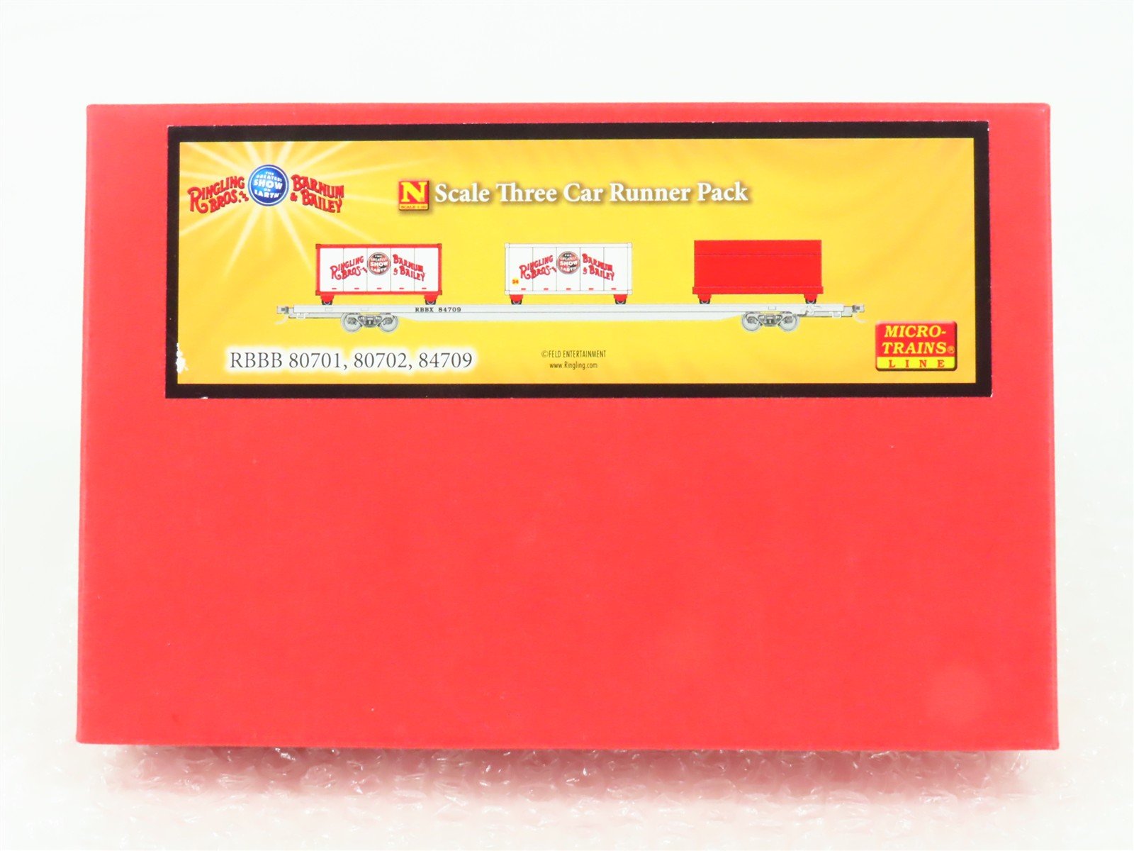 N Micro-Trains MTL 99300039 Ringling Bros Flatcar w/Loads 3-Car Runner Pack