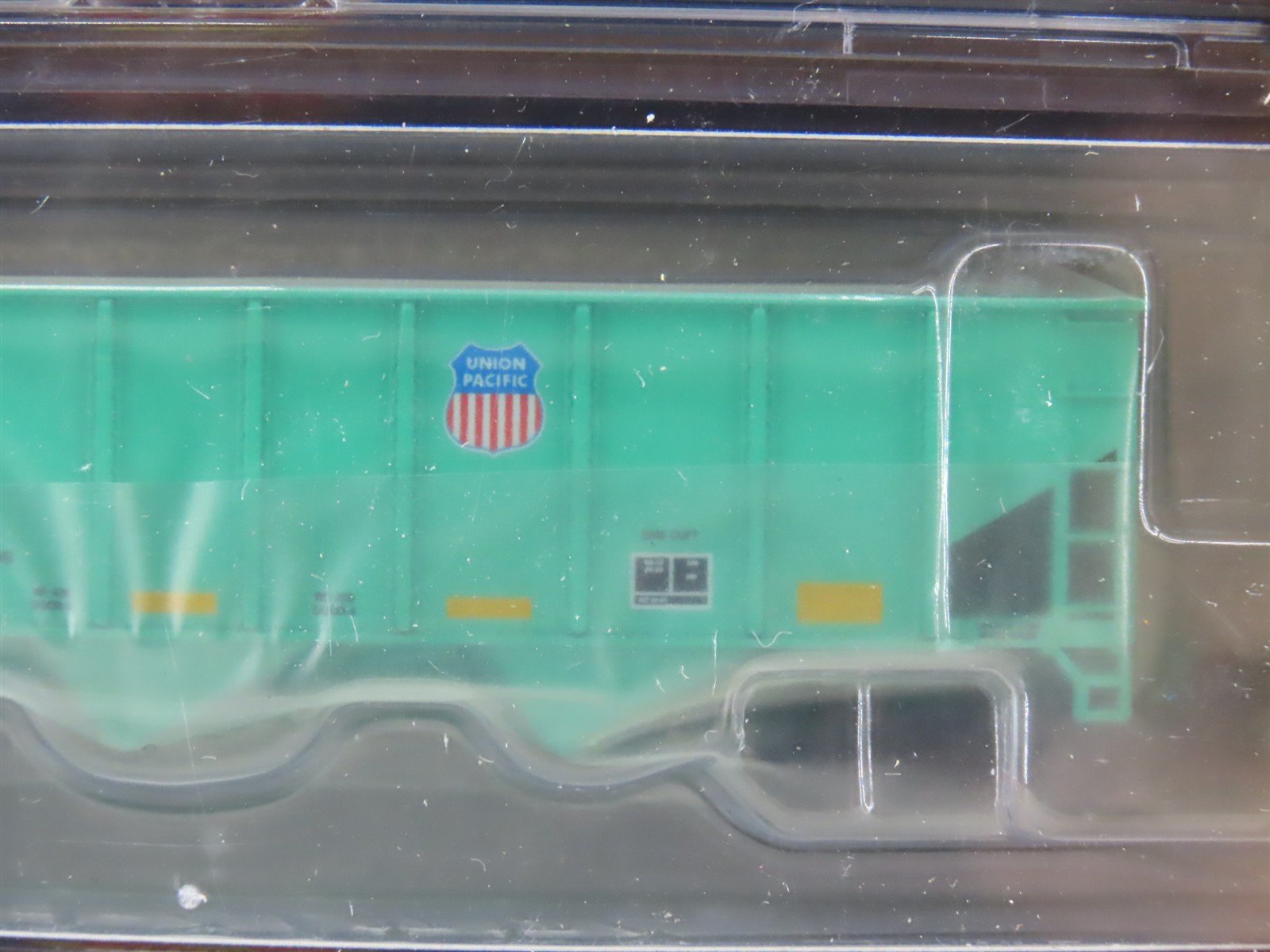 N Scale Athearn ATH1763 UP Union Pacific Ballast 3-Bay Open Hopper 4-Car Pack