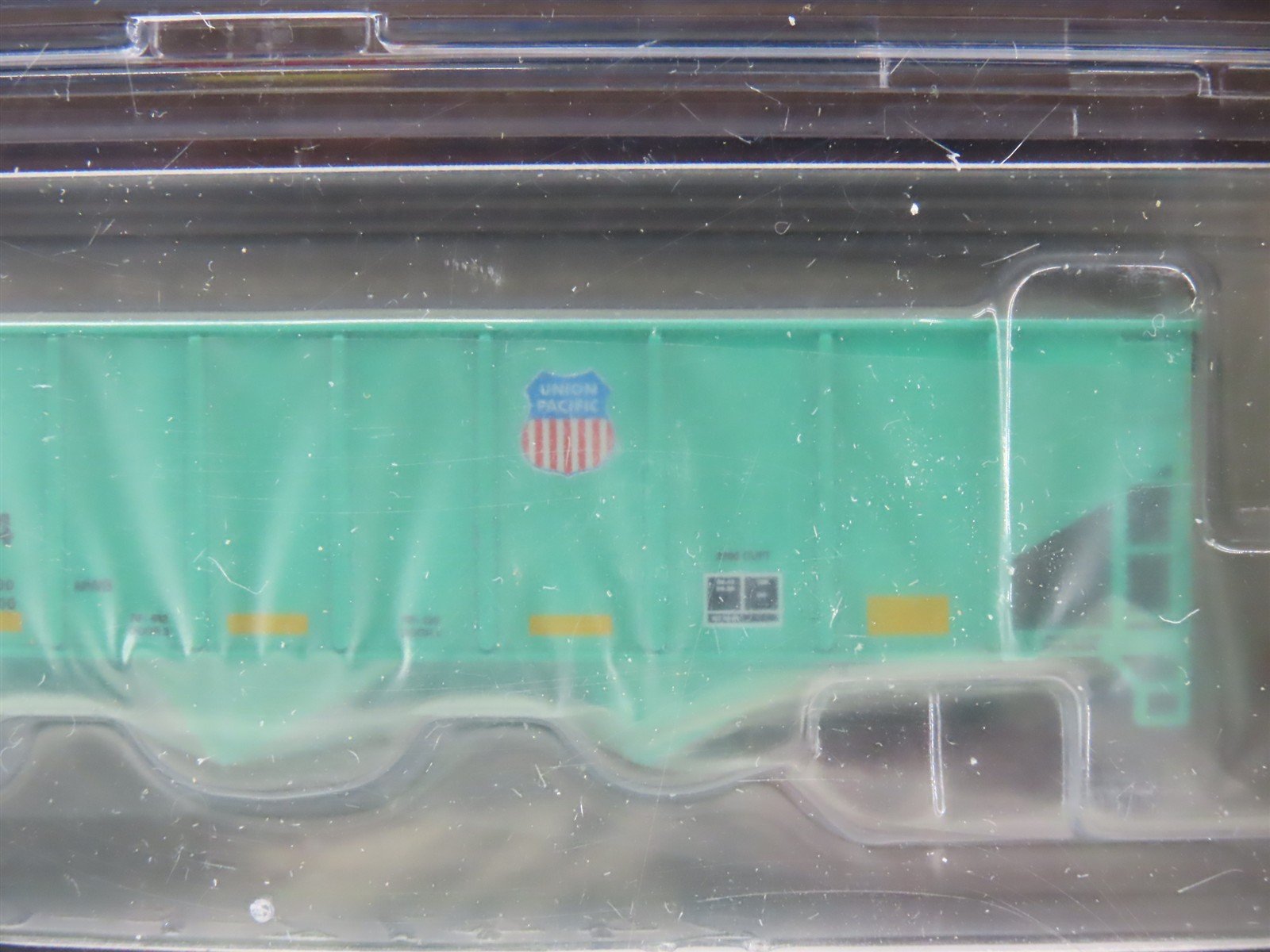 N Scale Athearn ATH1762 UP Union Pacific Ballast 3-Bay Open Hopper 4-Car Pack
