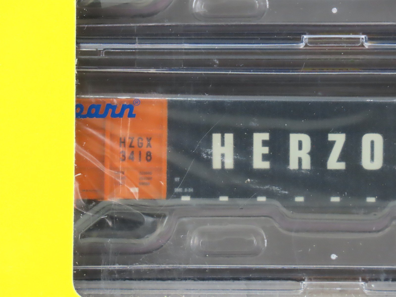 N Scale Athearn ATH17137 HZGX Herzog 50' Thrall High-Side Gondola 3-Car Pack