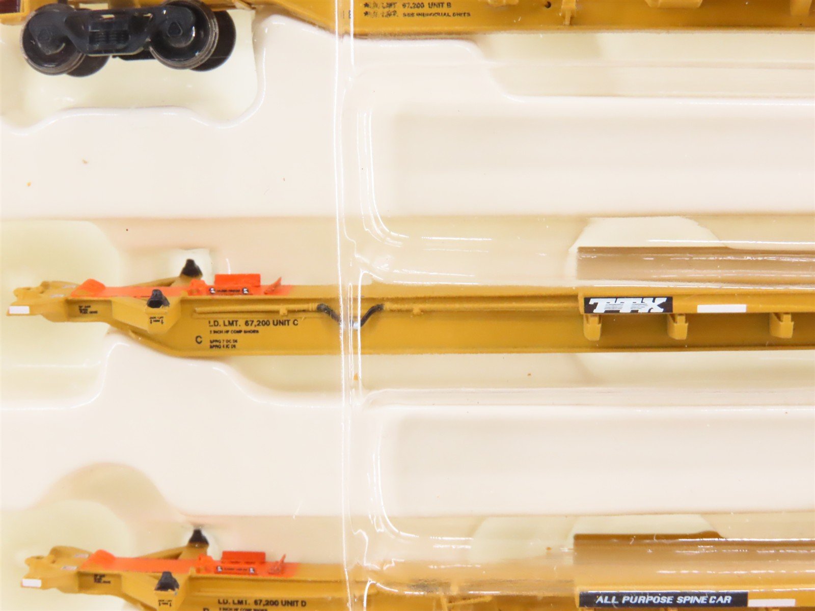 N Scale BLMA Models 12003 TTAX Trinity 53' 5 Unit Spine Car Set #555095