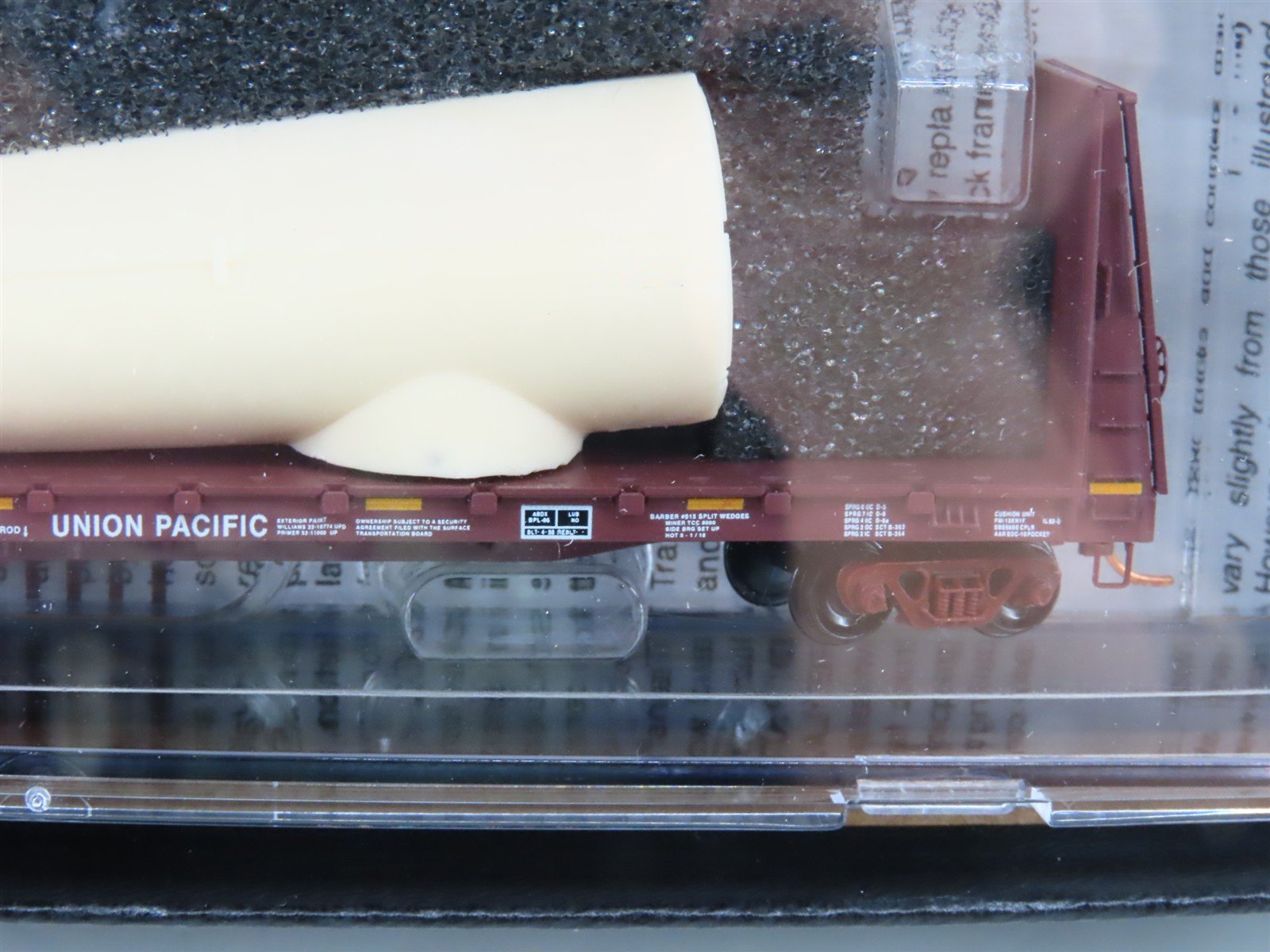 N Micro-Trains MTL 99301700 UP Wind Turbine Generator Flatcar 4-Car Runner Pack