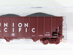 N Micro-Trains MTL 99300814 UP Union Pacific 3-Bay Hopper 8-Car Runner Pack