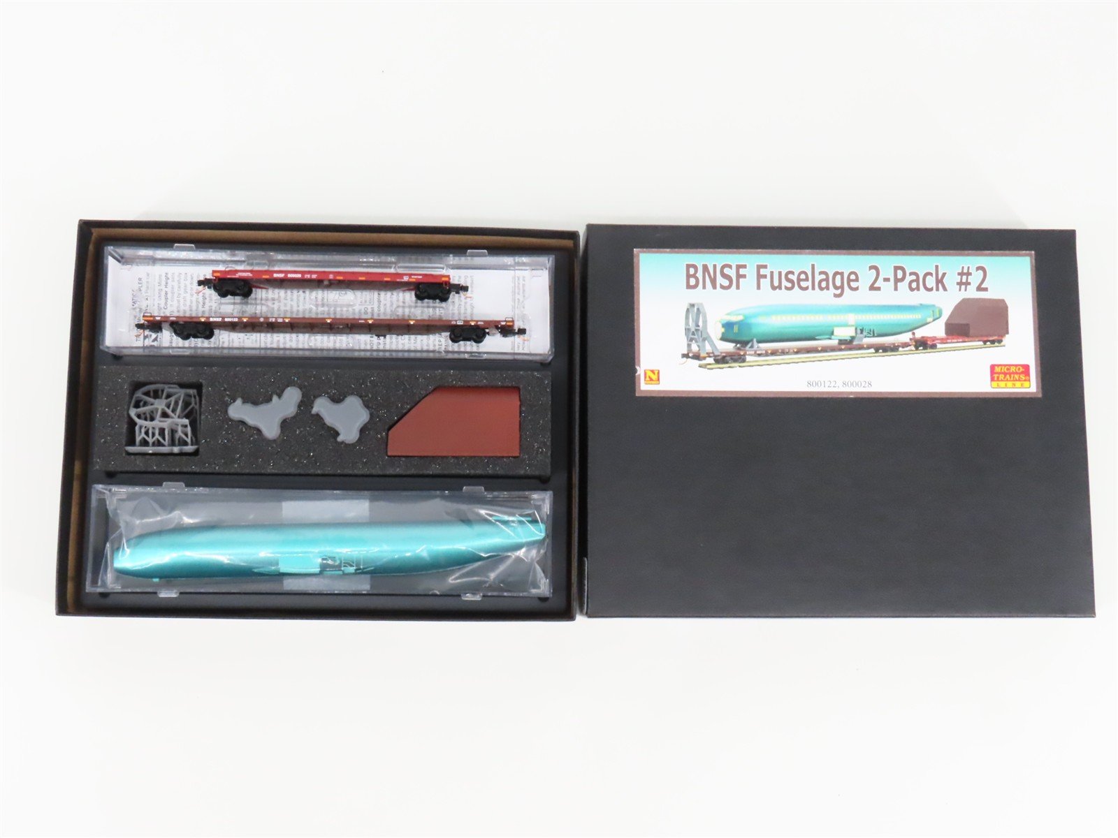 N Scale Micro-Trains MTL 99301562 BNSF Fuselage Flatcar 2-Car Runner Pack