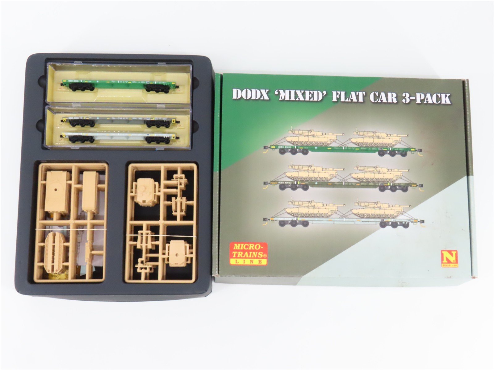 N Scale Micro-Trains MTL 99301630 DOD Mixed Flatcars w/Loads 3-Car Runner Pack