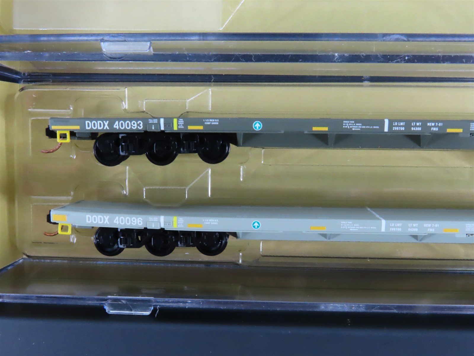 N Scale Micro-Trains MTL 99301630 DOD Mixed Flatcars w/Loads 3-Car Runner Pack