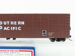 HO Scale E&C Shops 0121 SP Southern Pacific 62' Woodchip Hopper #354897 w/ Load