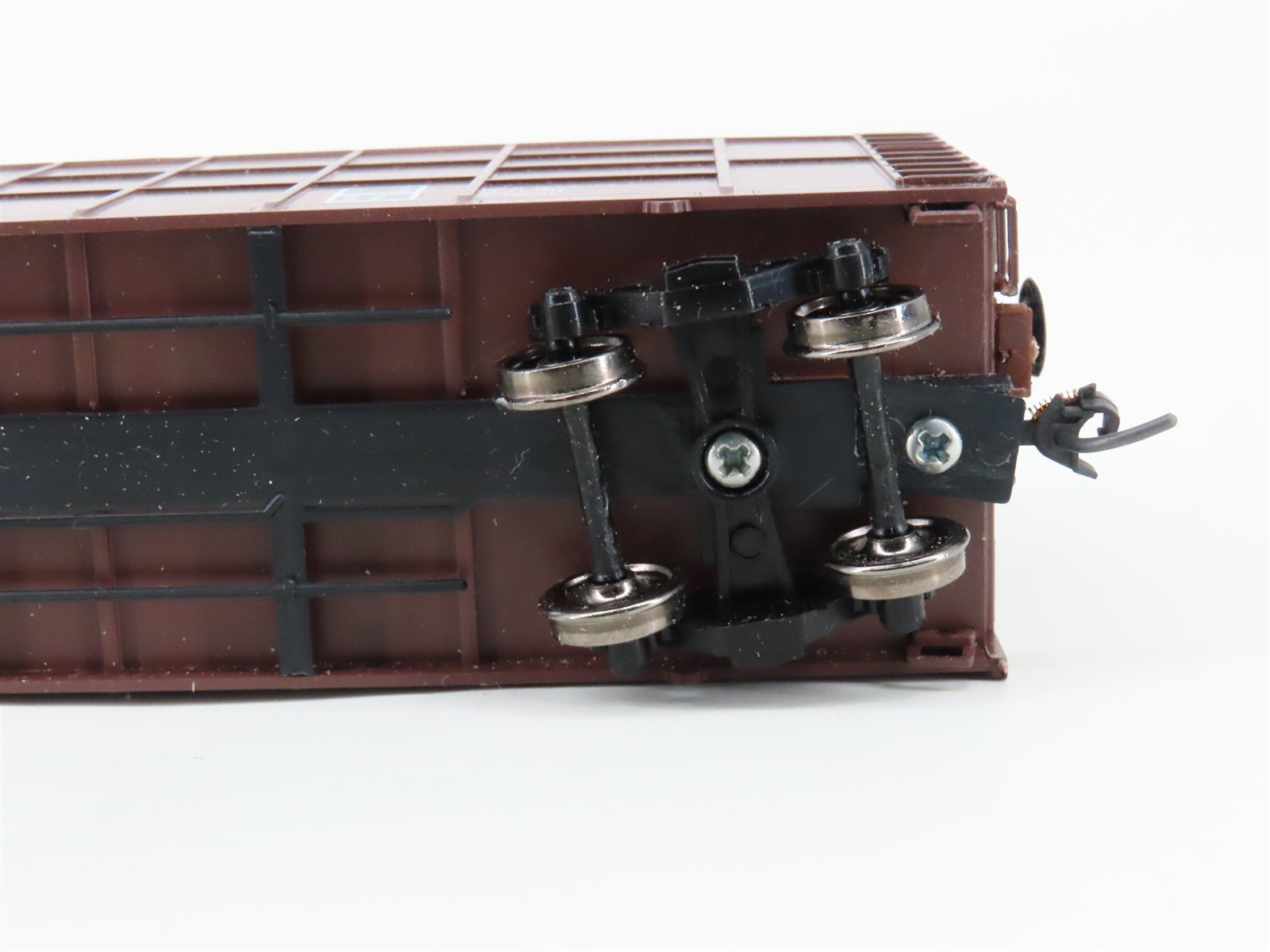 HO Scale E&C Shops 0121 SP Southern Pacific 62' Woodchip Hopper #354897 w/ Load