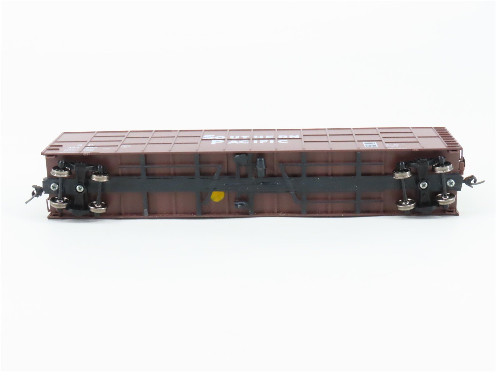 HO Scale E&C Shops 0121 SP Southern Pacific 62' Woodchip Hopper #354897 w/ Load