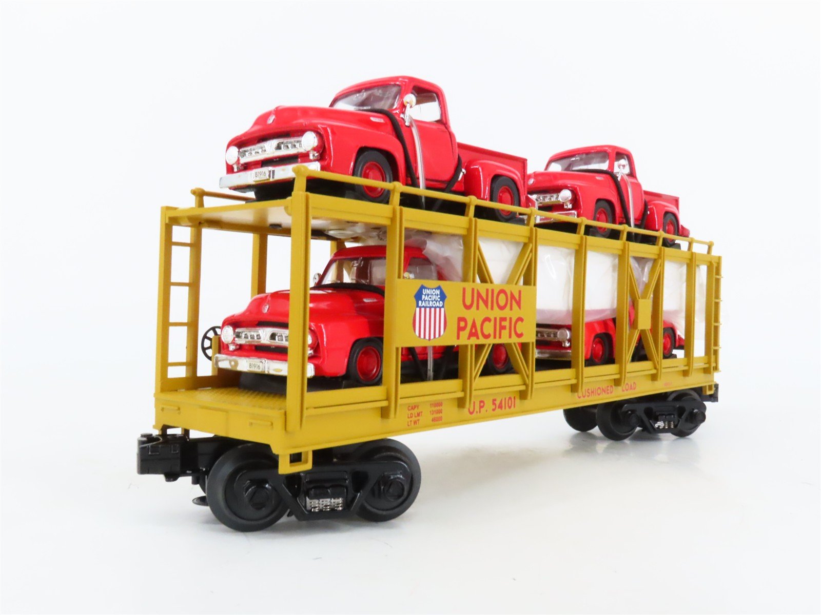 O27 Gauge 3-Rail MTH RailKing 30-76065 UP Auto Carrier #54101 w/ '53 Ford Trucks