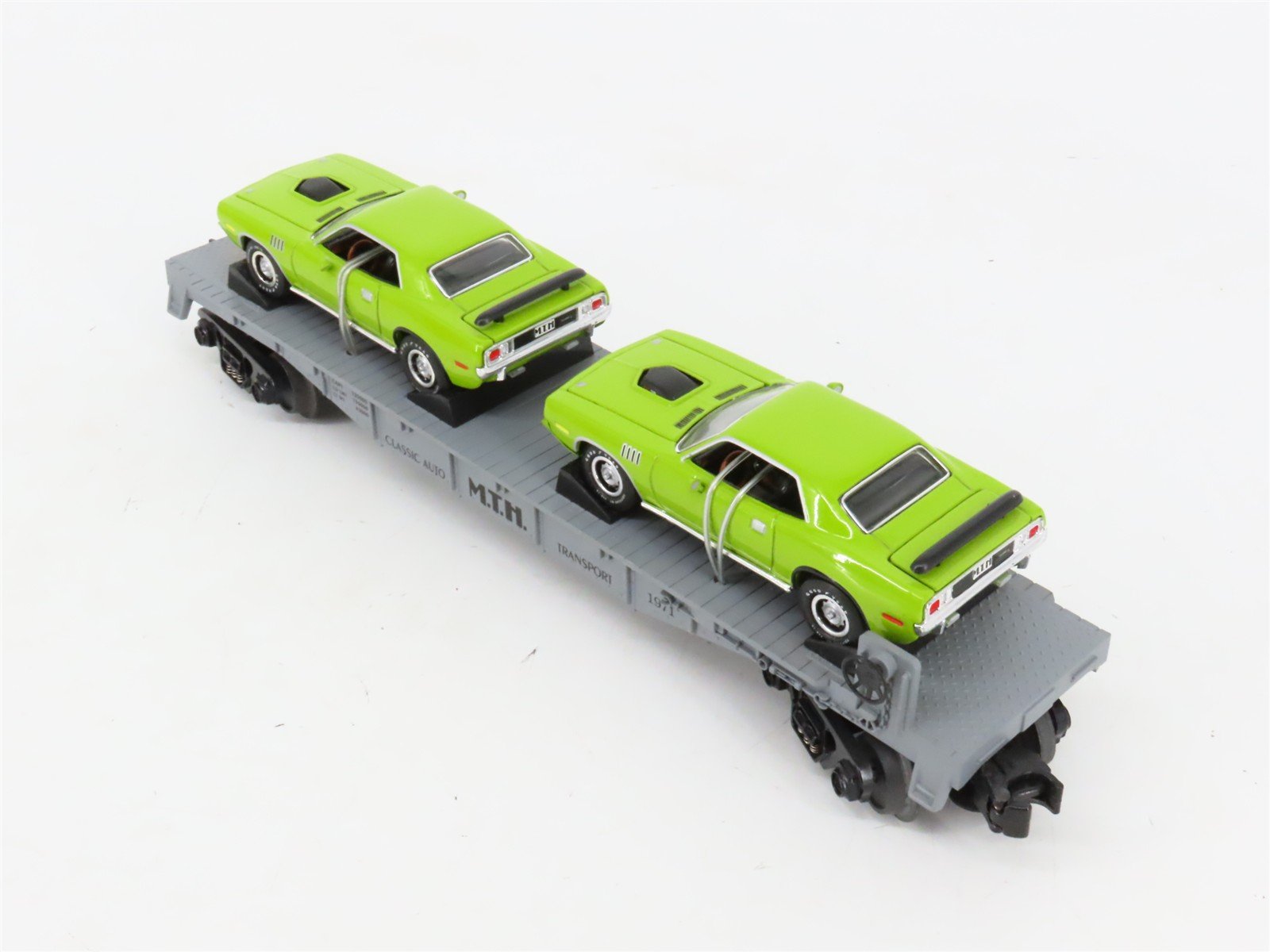 O27 Gauge 3-Rail MTH RailKing 30-76012 Flat Car #1971 w/ Ertl '71 Cudas