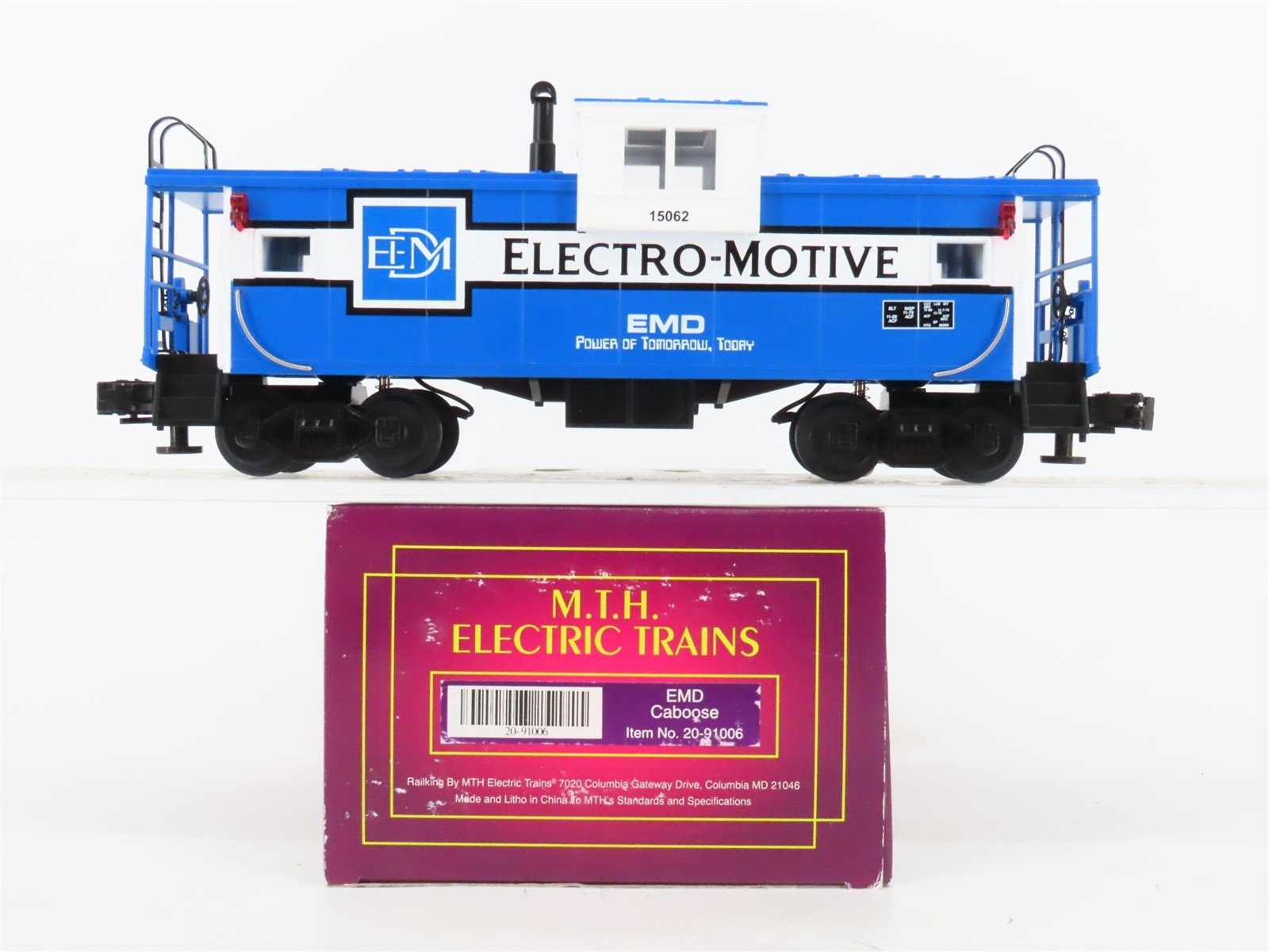 O Gauge 3-Rail MTH 20-91006 EMD Electro-Motive Extended Vision Caboose #15062