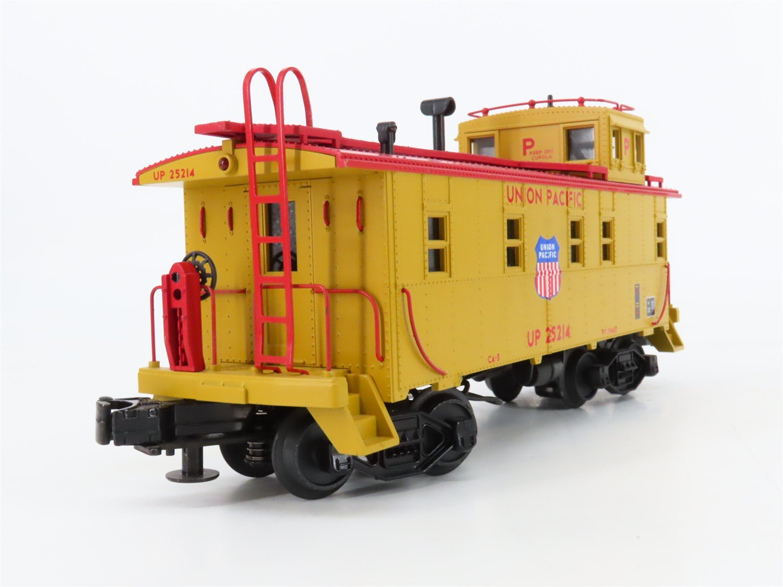 O Gauge 3-Rail MTH 20-91022 UP Union Pacific Offset Cupola Steel Caboose #25214