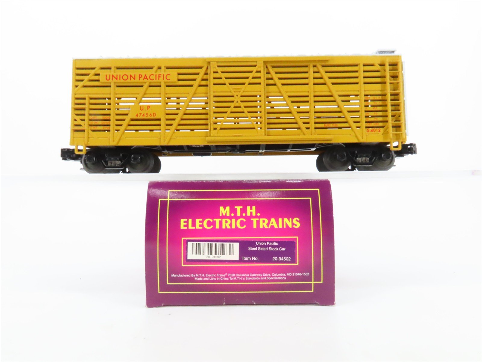O Gauge 3-Rail MTH 20-94502 UP Union Pacific Steel-Sided Stock Car #47456D
