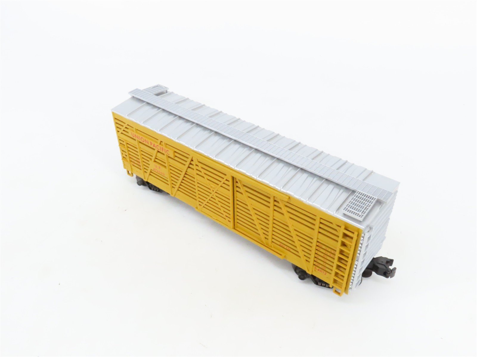 O Gauge 3-Rail MTH 20-94502 UP Union Pacific Steel-Sided Stock Car #47456D