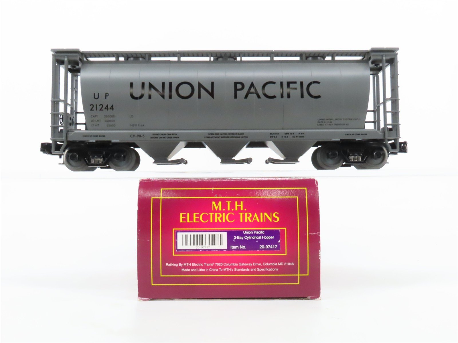 O Gauge 3-Rail MTH 20-97417 UP Union Pacific 3-Bay Cylindrical Hopper #21244