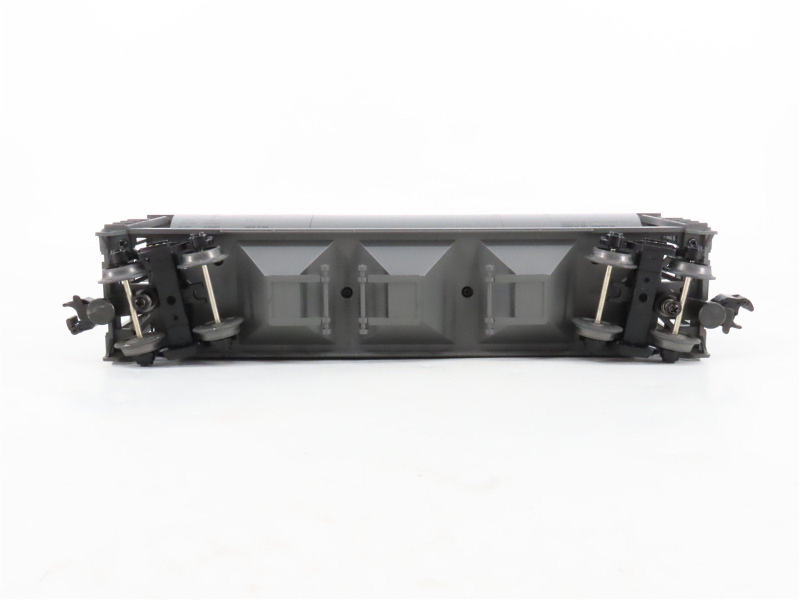 O Gauge 3-Rail MTH 20-97417 UP Union Pacific 3-Bay Cylindrical Hopper #21244
