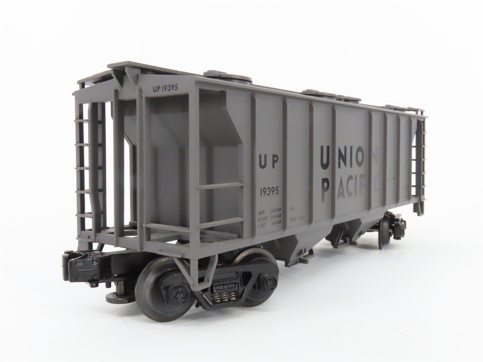 O Gauge 3-Rail MTH 20-97101L UP Union Pacific 2-Bay Covered Hopper #19395