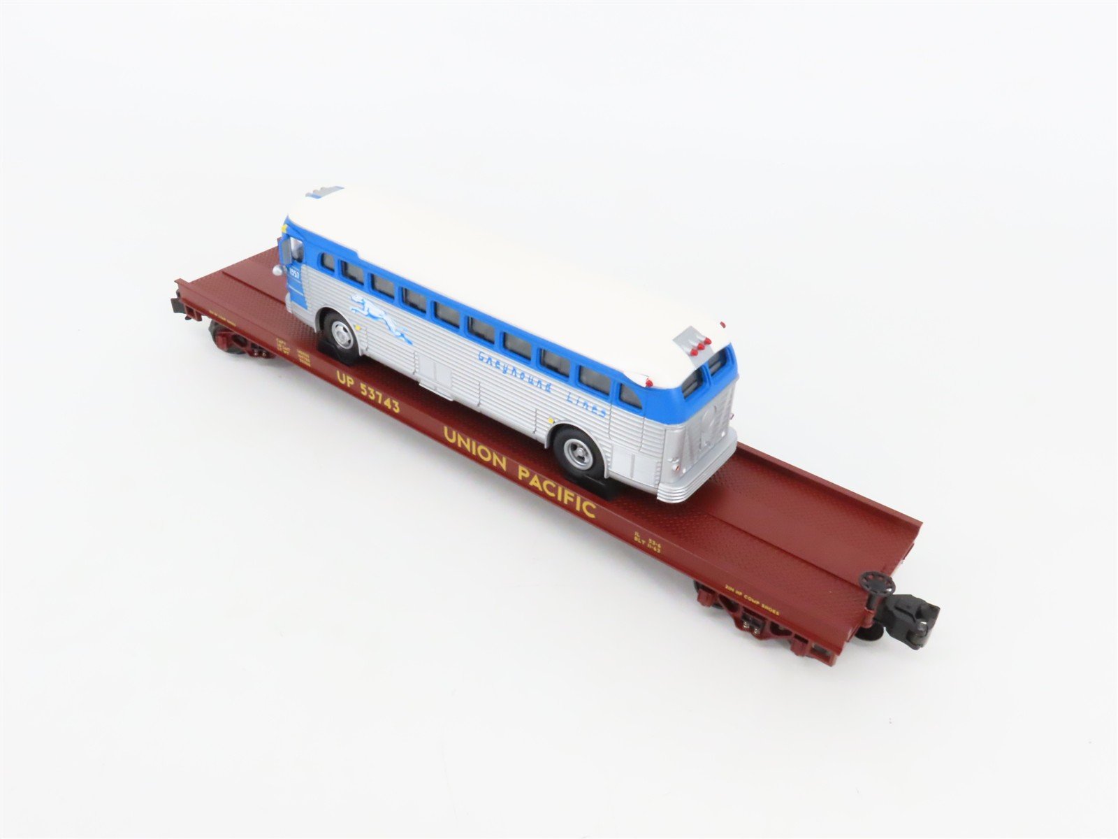 O Gauge 3-Rail MTH 20-98163 UP Union Pacific Flat Car #53743 w/ Greyhound Bus