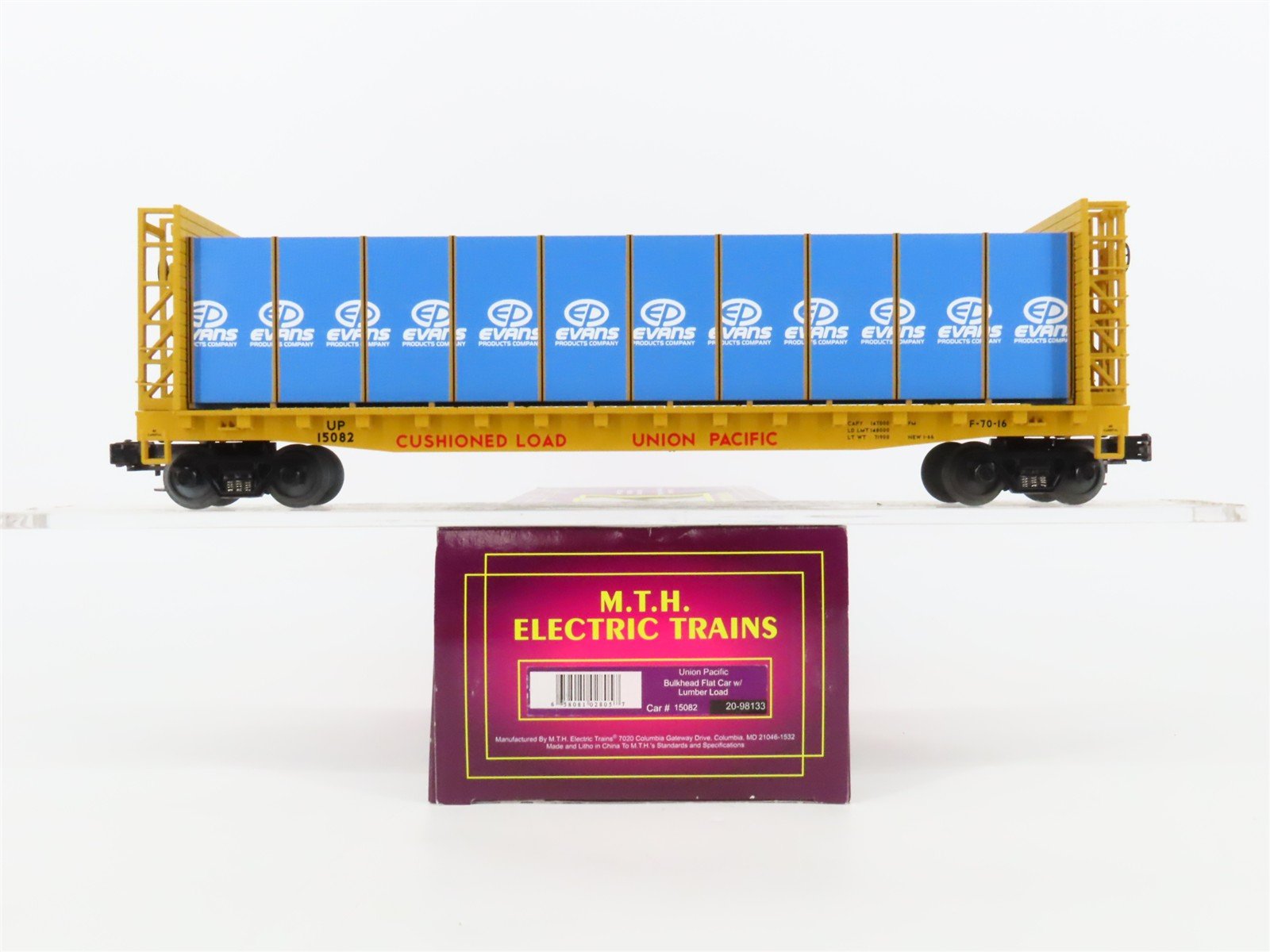 O Gauge 3-Rail MTH 20-98133 UP Union Pacific Bulkhead Flat Car #15082 w/ Load