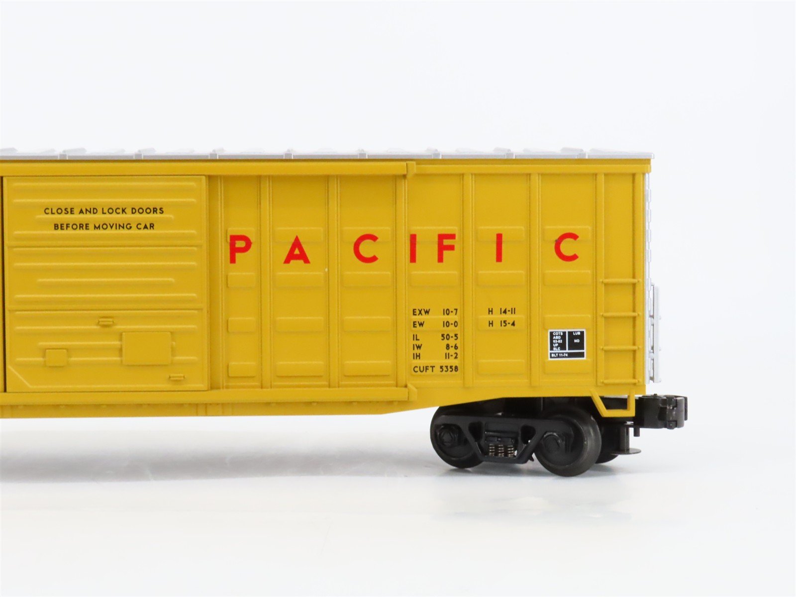 O Gauge 3-Rail MTH 20-93080 UP Union Pacific 50' Waffle Side Box Car #502802
