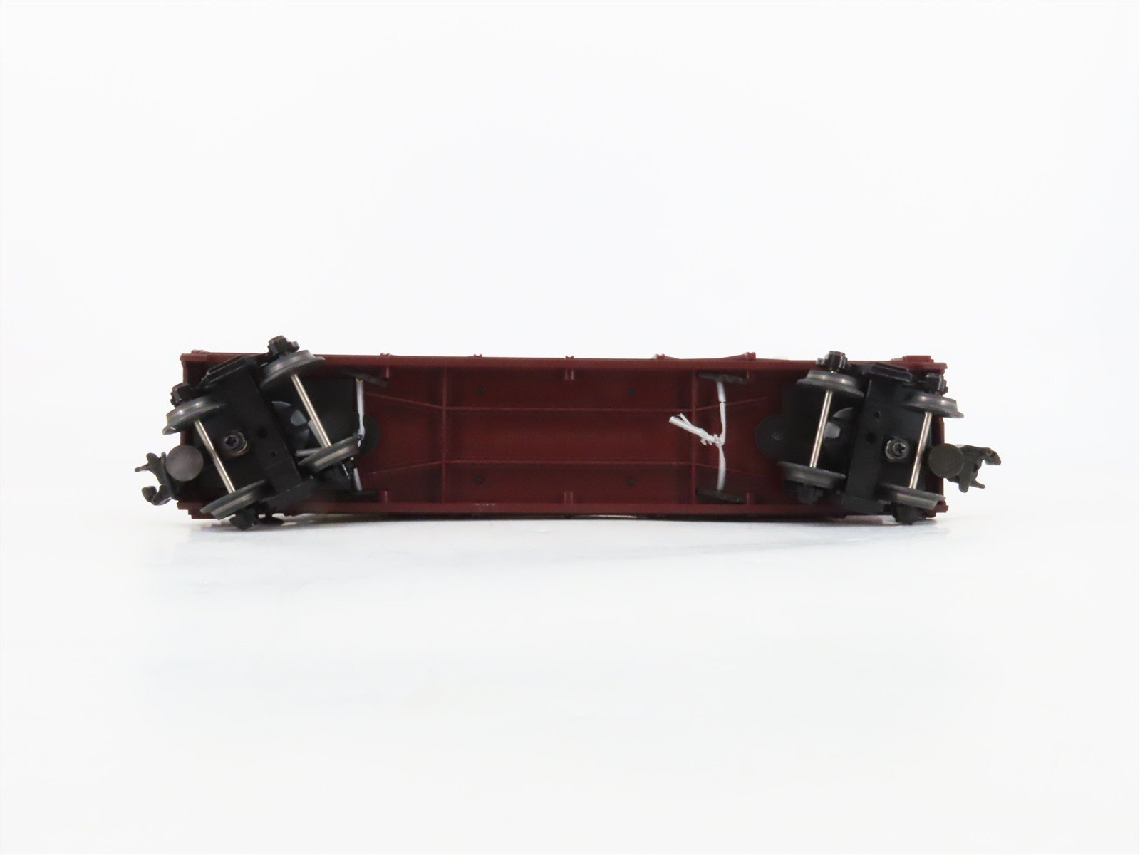 O27 3-Rail MTH RailKing 30-7628 Auto Carrier 4952 w/Ertl '52 Cadillac & '49 Ford