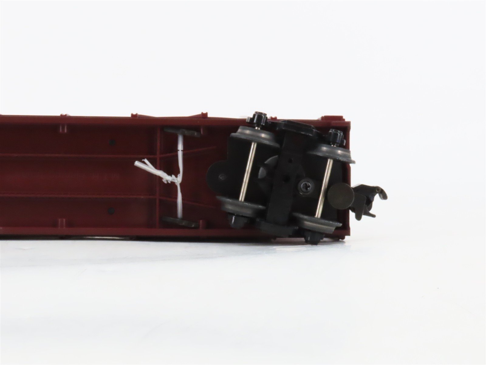O27 3-Rail MTH RailKing 30-7628 Auto Carrier 4952 w/Ertl '52 Cadillac & '49 Ford