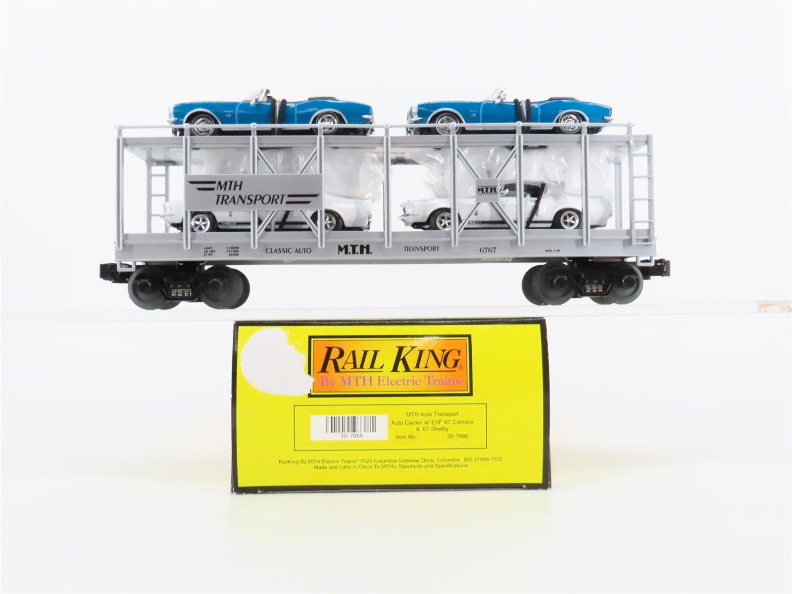 O27 3-Rail MTH RailKing 30-7666 Auto Carrier #5757 w/ Ertl '67 Camaro & Shelby