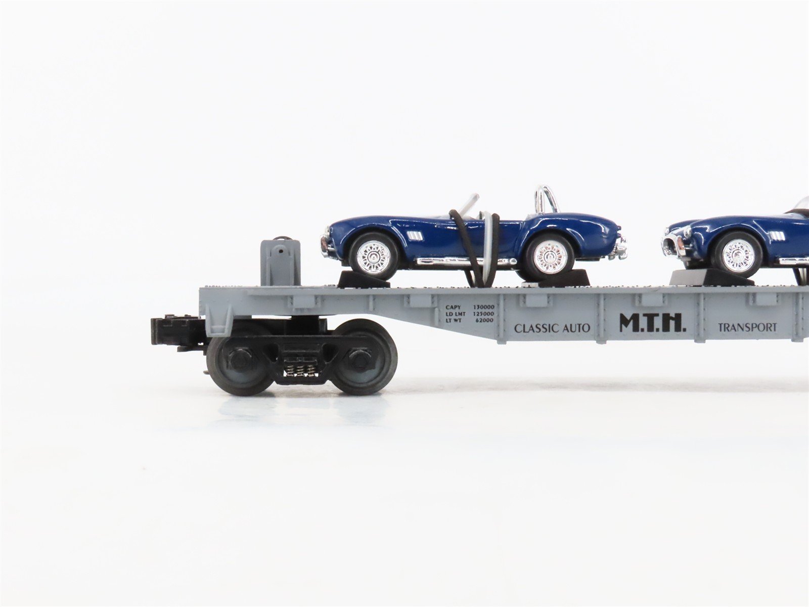 O27 Gauge 3-Rail MTH RailKing 30-7660 Flat Car #1965 w/ Ertl '65 Shelby Cobras
