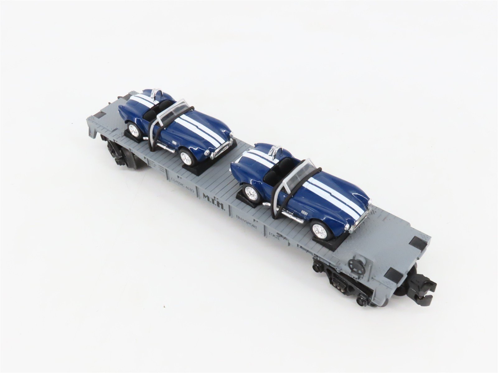O27 Gauge 3-Rail MTH RailKing 30-7660 Flat Car #1965 w/ Ertl '65 Shelby Cobras