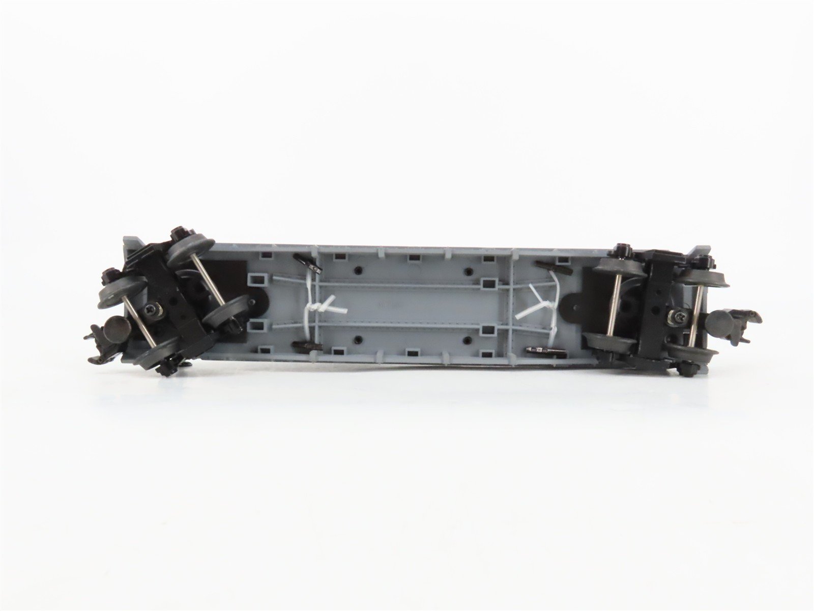 O27 Gauge 3-Rail MTH RailKing 30-7660 Flat Car #1965 w/ Ertl '65 Shelby Cobras